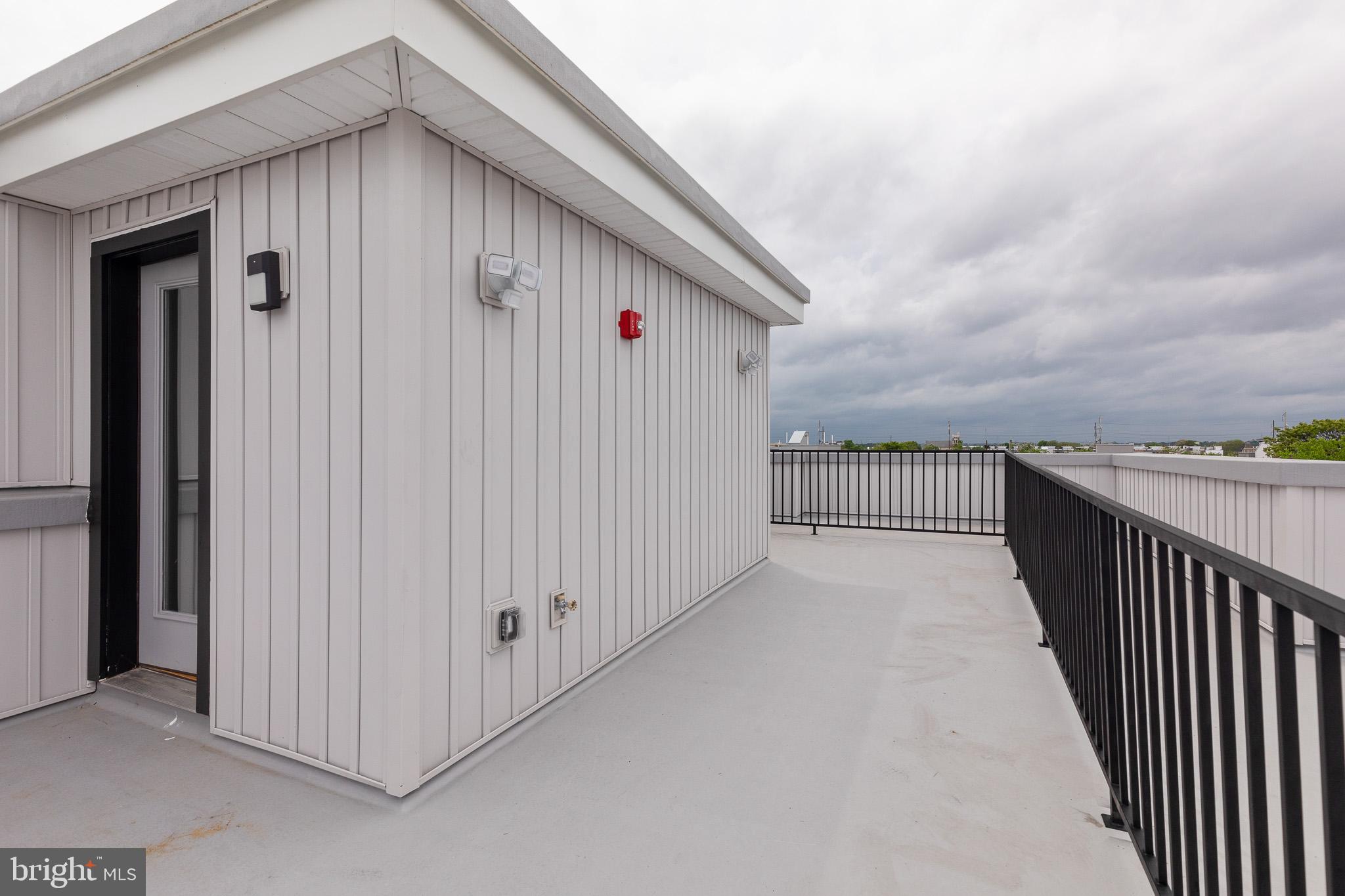 POINT BREEZE - Residential Lease
