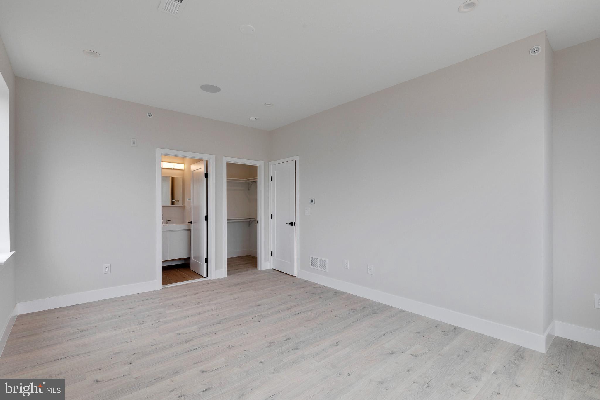 POINT BREEZE - Residential Lease