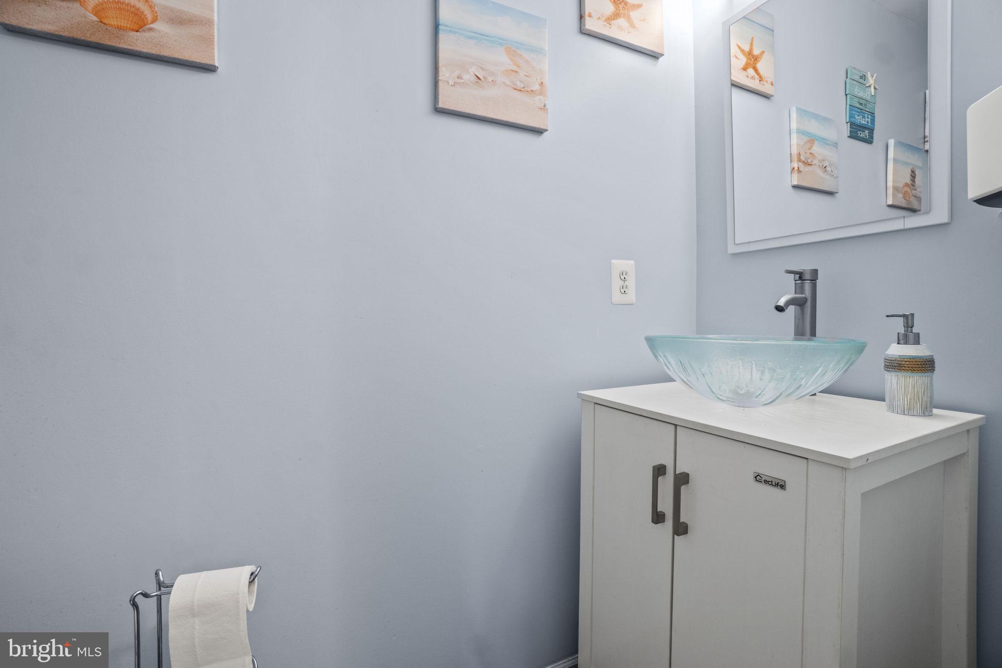 ENGLAND RUN NORTH - Residential