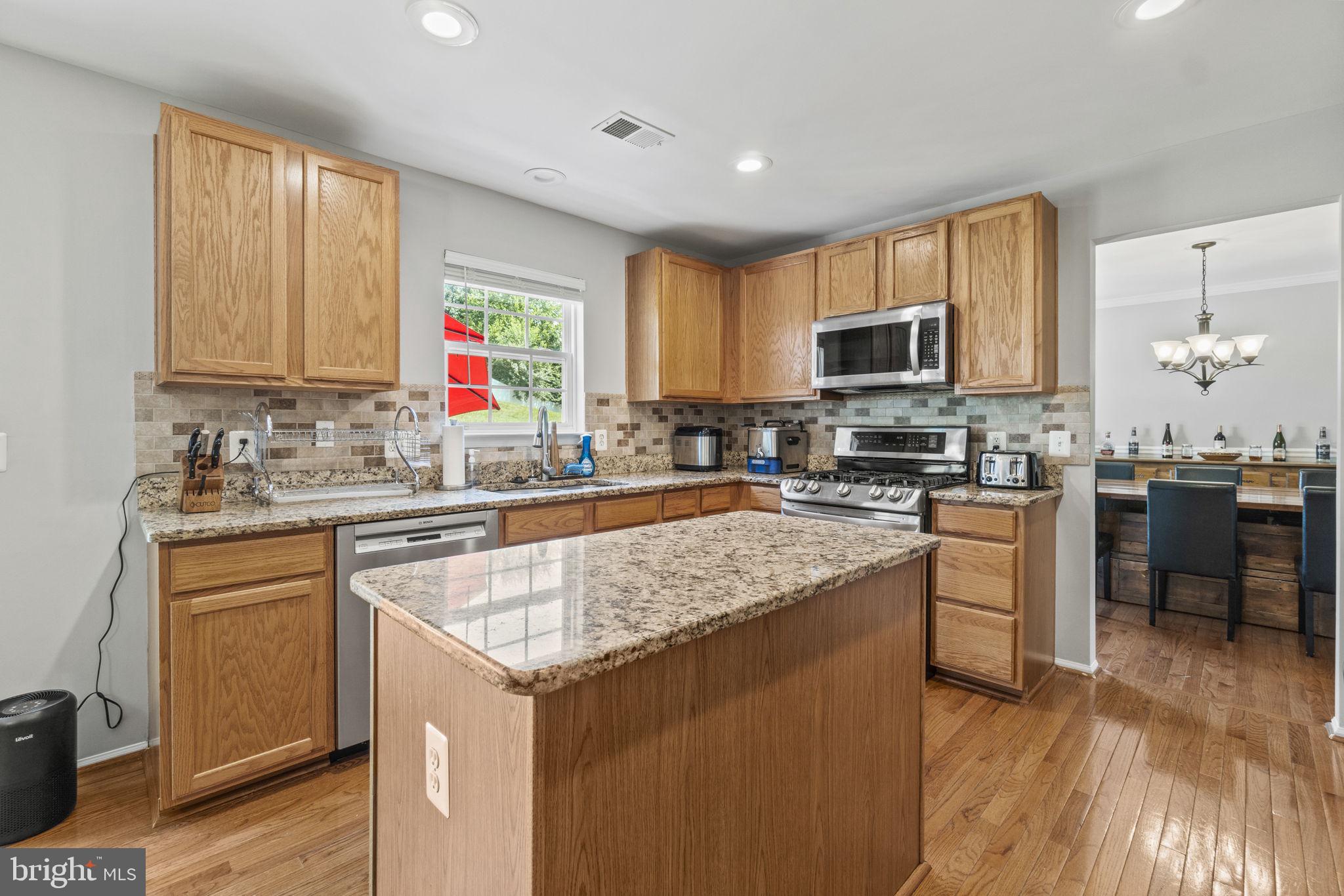 ENGLAND RUN NORTH - Residential