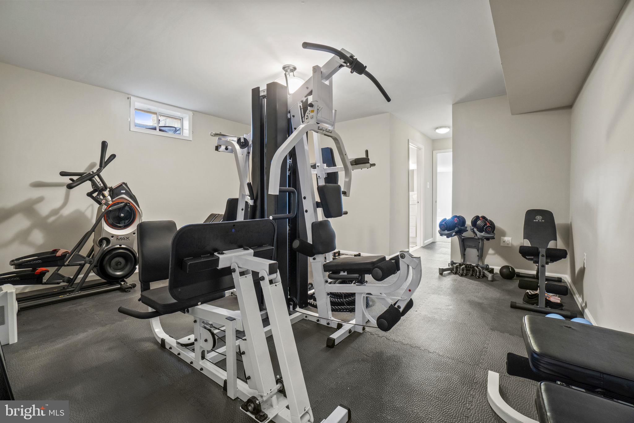 ENGLAND RUN NORTH - Residential