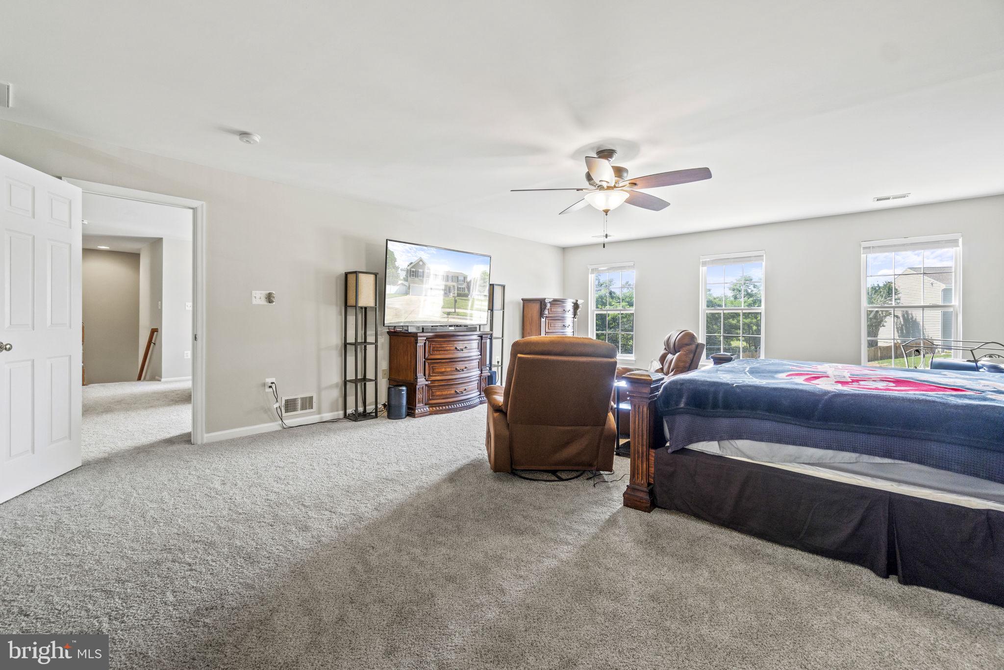 ENGLAND RUN NORTH - Residential