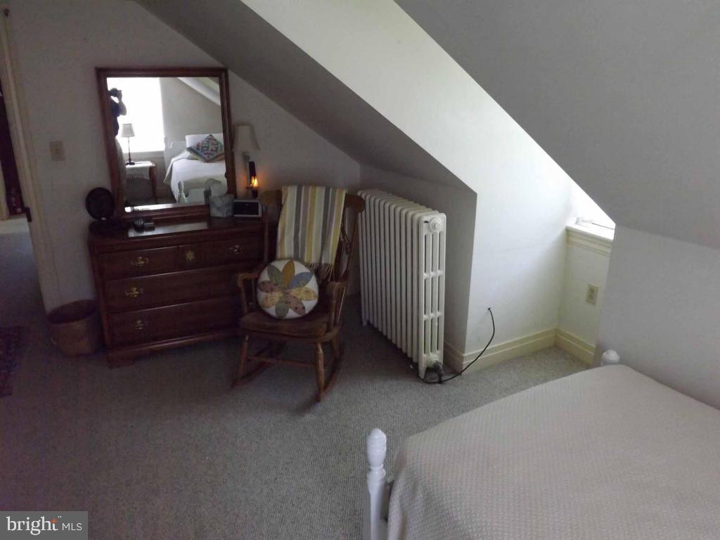 BRICKERVILLE - Residential