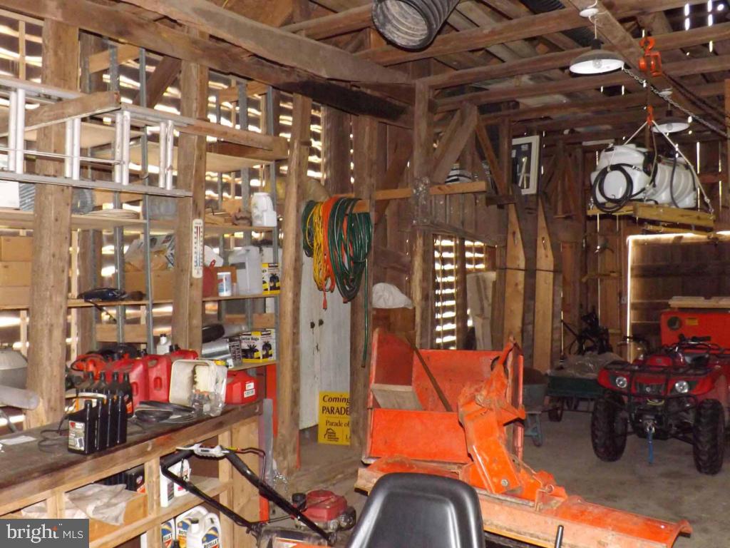 BRICKERVILLE - Residential