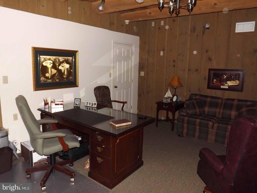 BRICKERVILLE - Residential