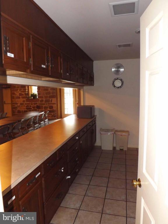 BRICKERVILLE - Residential