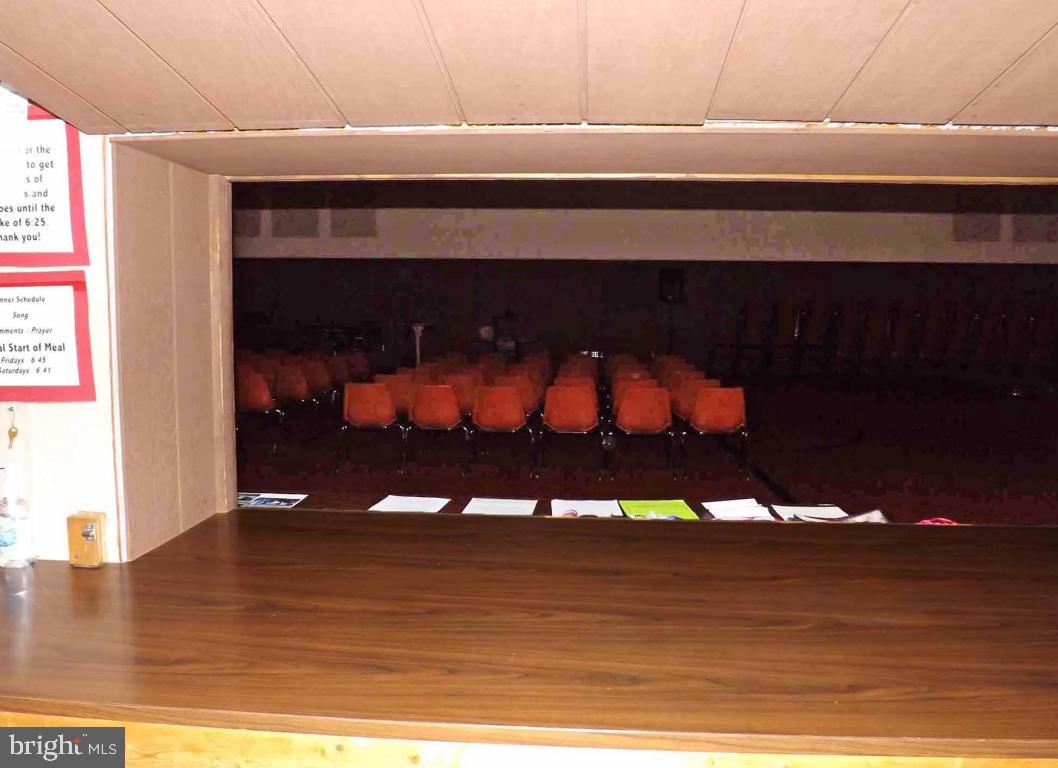 BRICKERVILLE - Residential