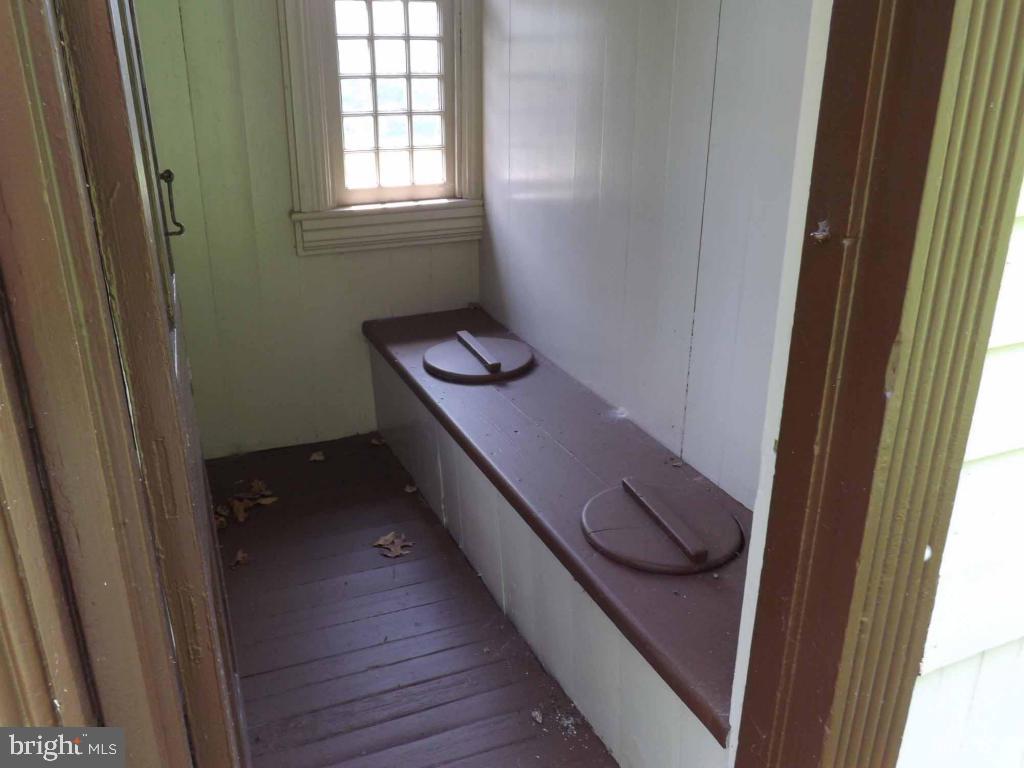 BRICKERVILLE - Residential