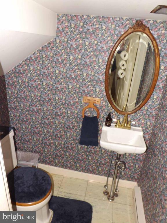 BRICKERVILLE - Residential