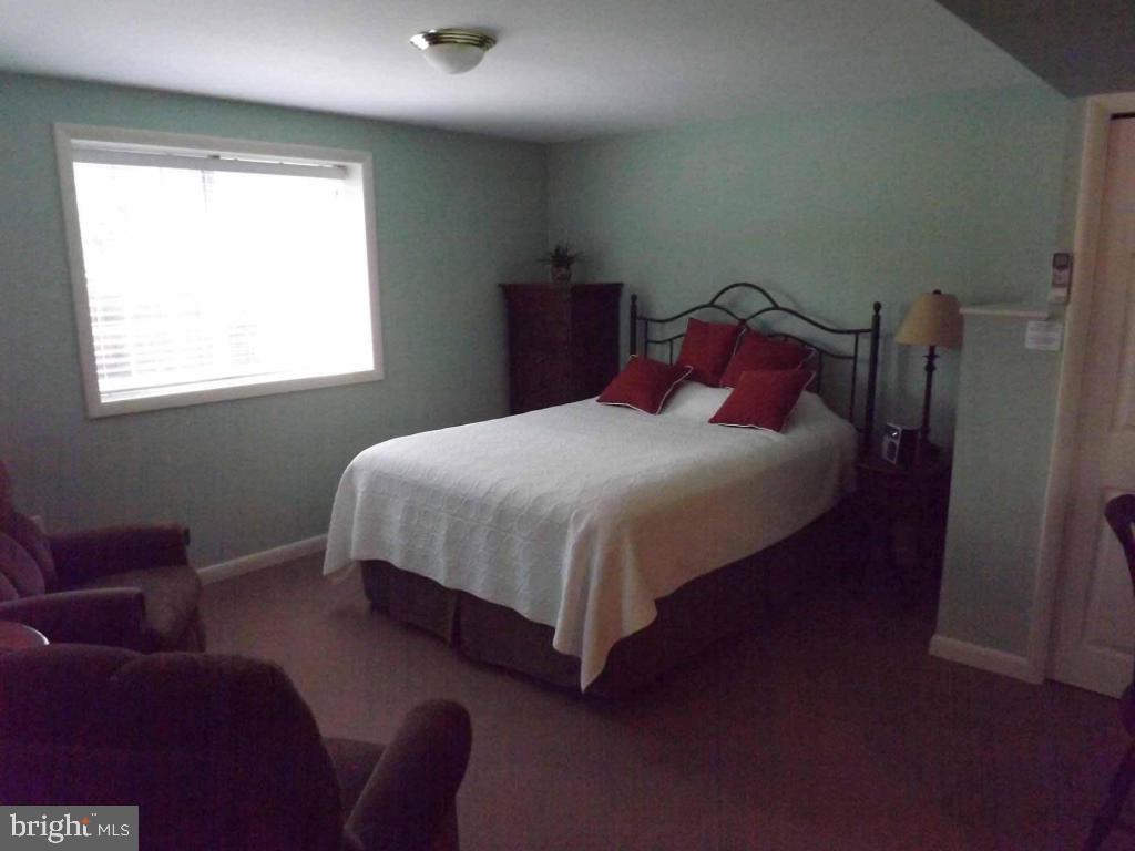 BRICKERVILLE - Residential