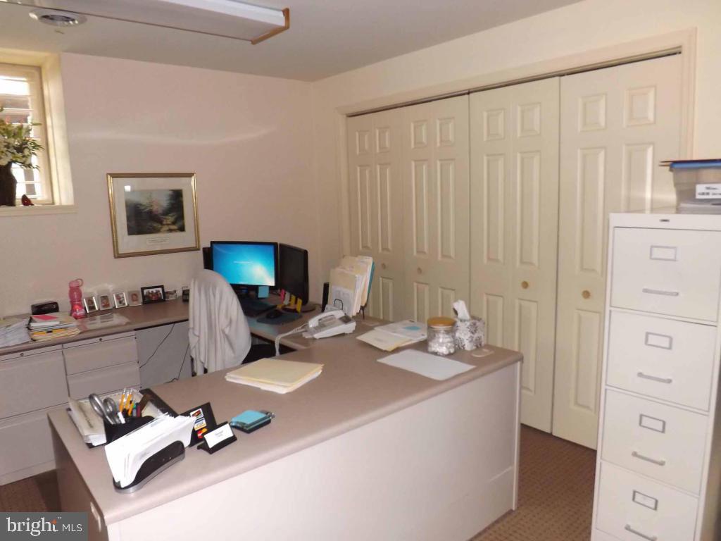 BRICKERVILLE - Residential