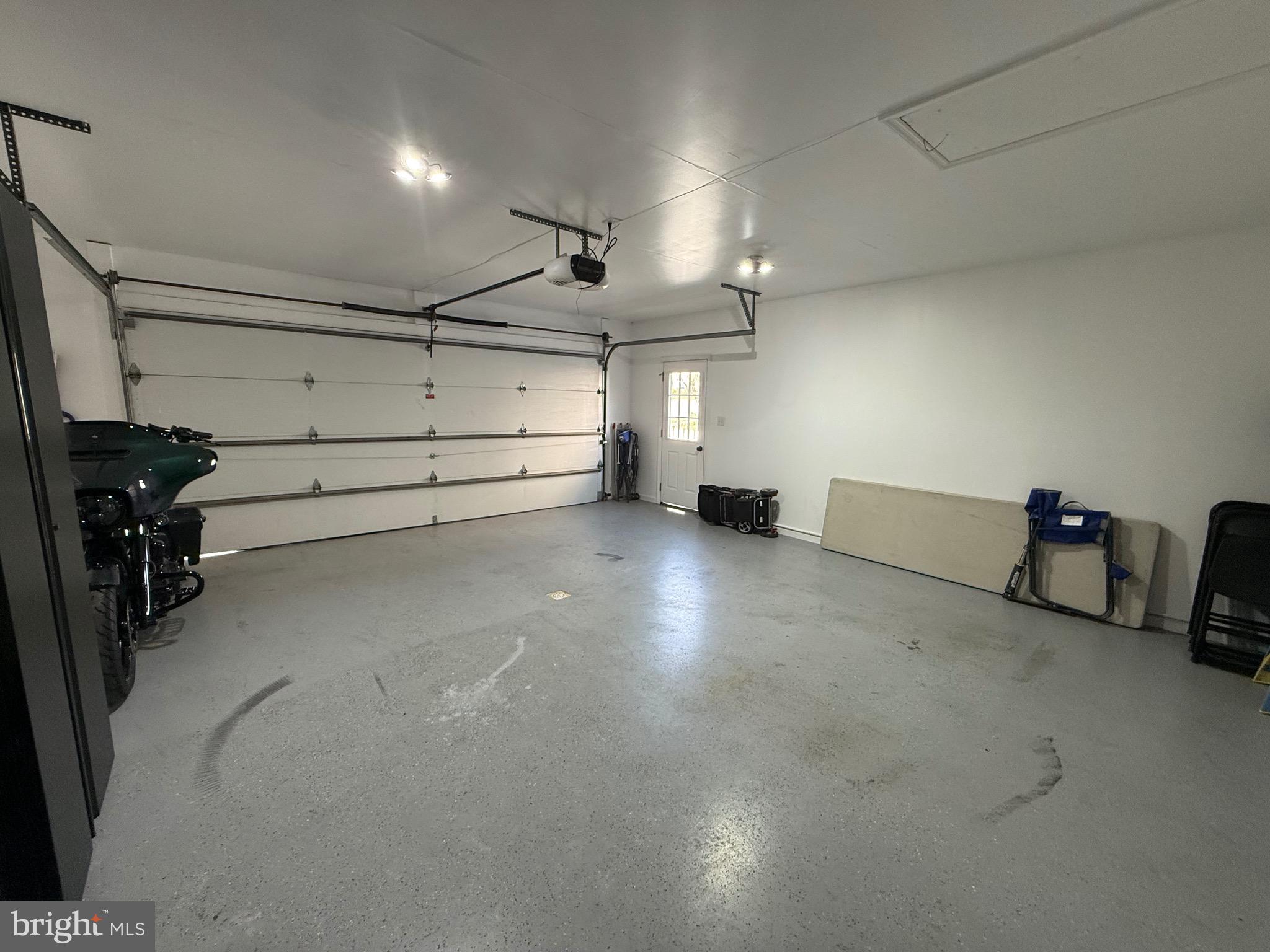 BROOKRIDGE ESTATES - Residential