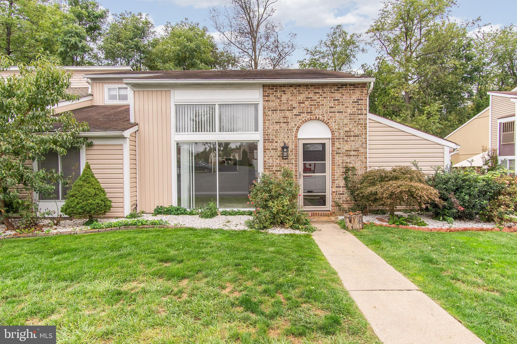 WOODLANDS NORTH - Residential