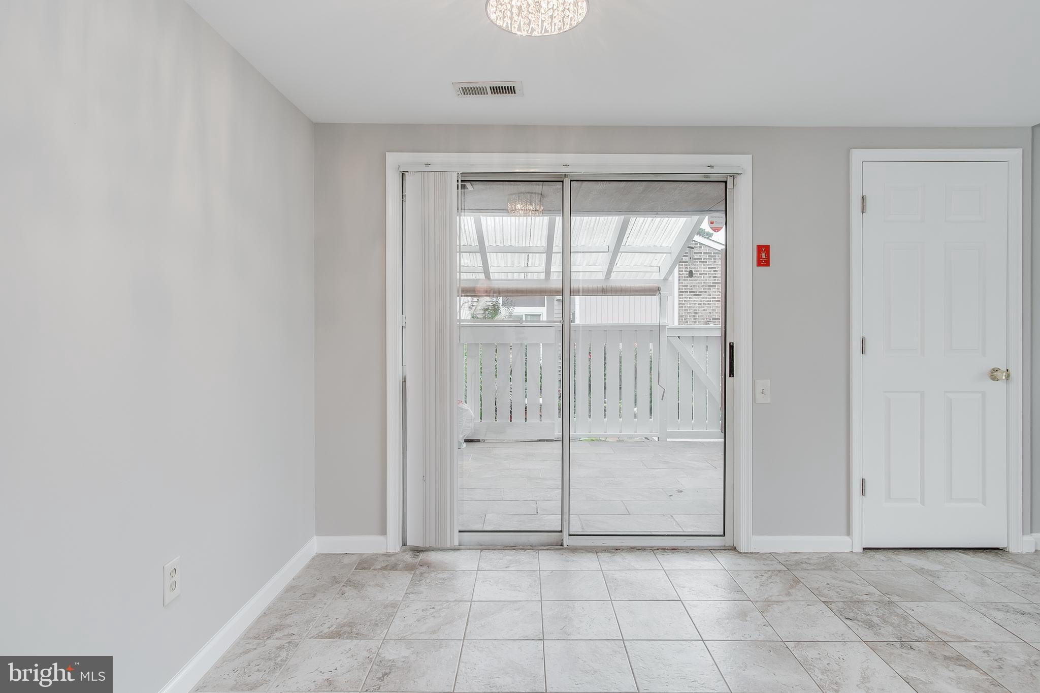 WOODLANDS NORTH - Residential