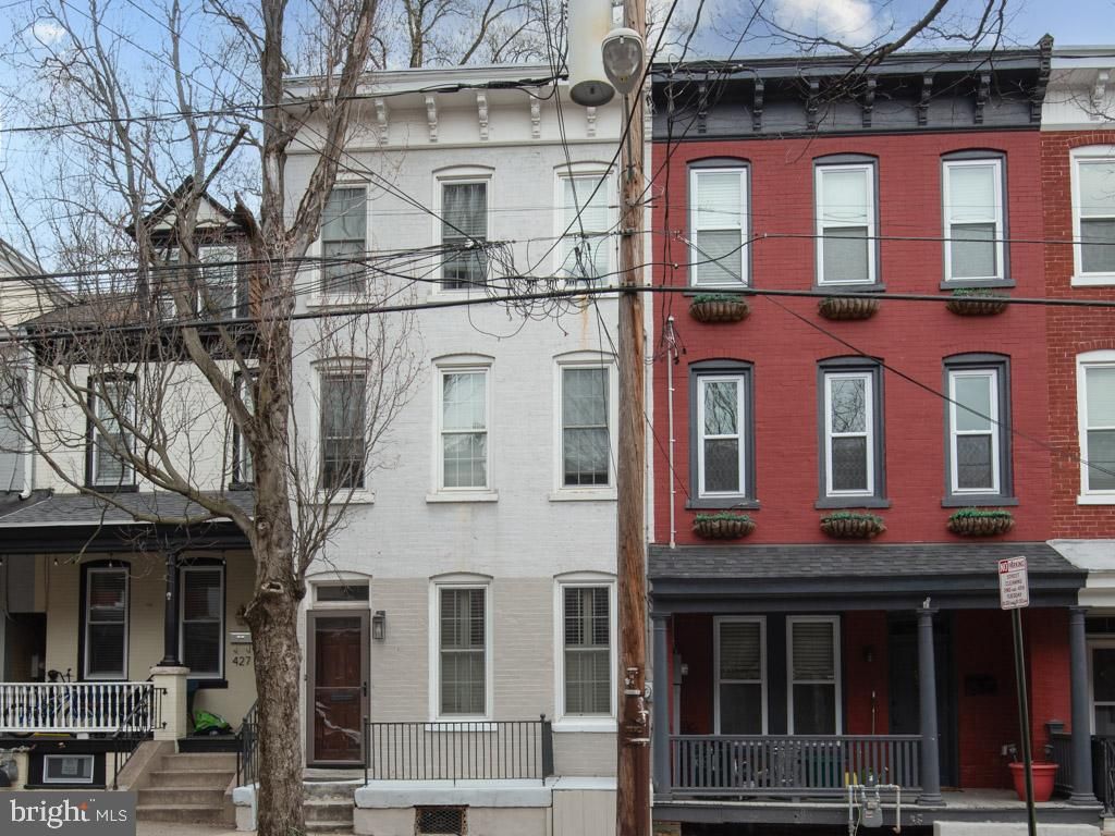 Photo of 425 Lancaster Avenue, Lancaster, PA 17603 (MLS # PALA2048496)