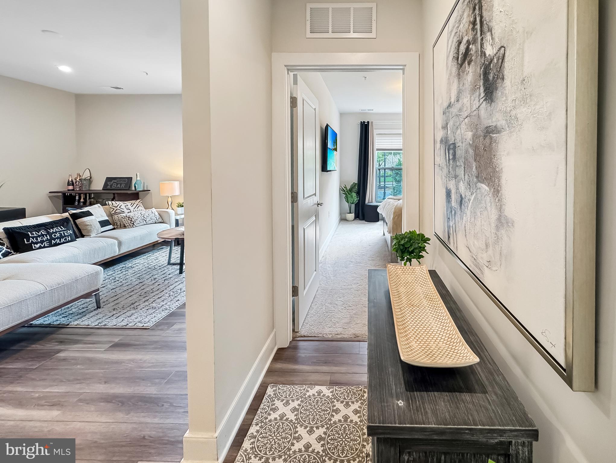 NATIONAL HARBOR - Residential Lease