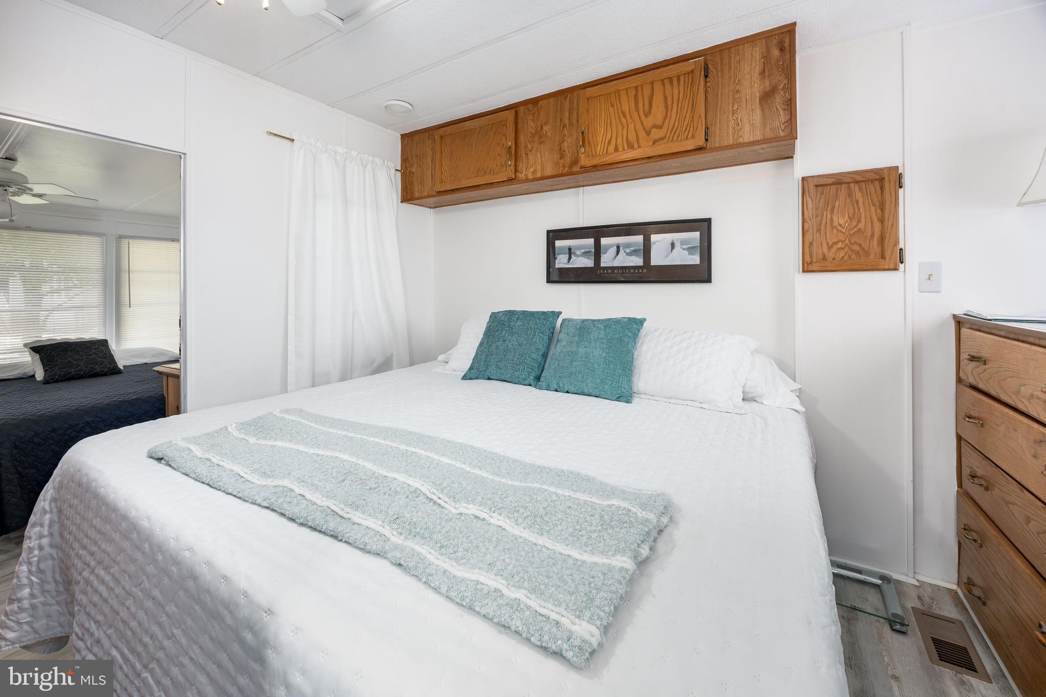 WHITE HORSE PARK II - Residential