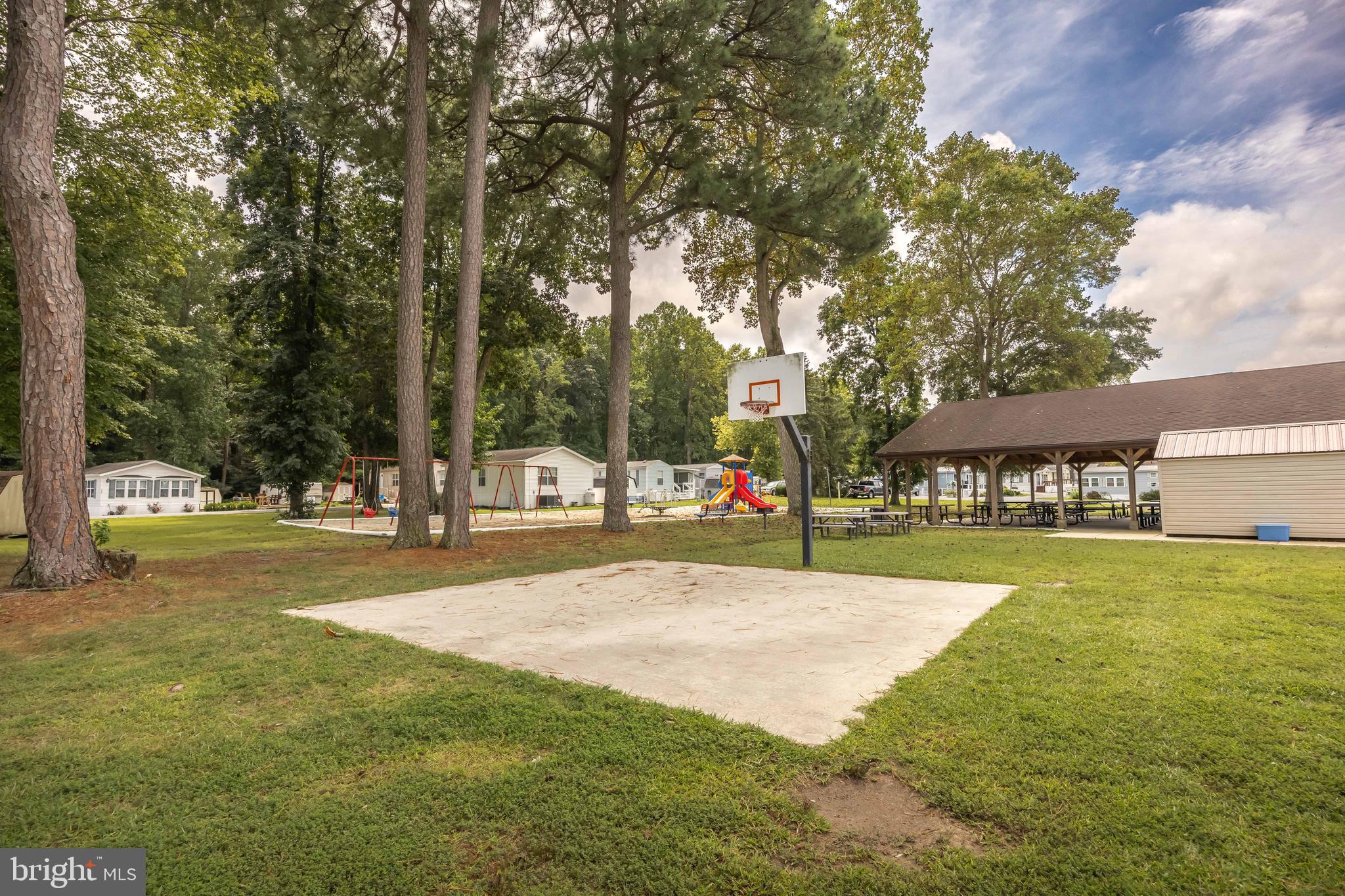 WHITE HORSE PARK II - Residential