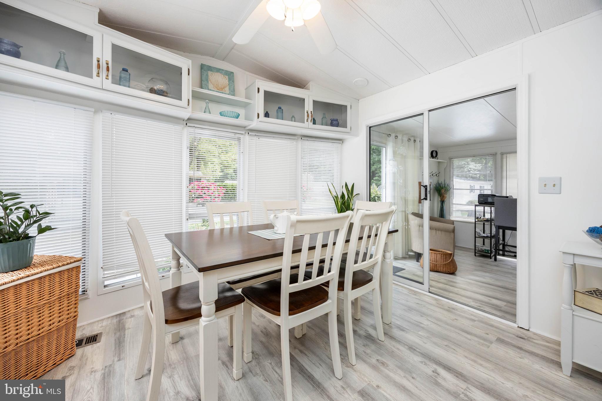 WHITE HORSE PARK II - Residential