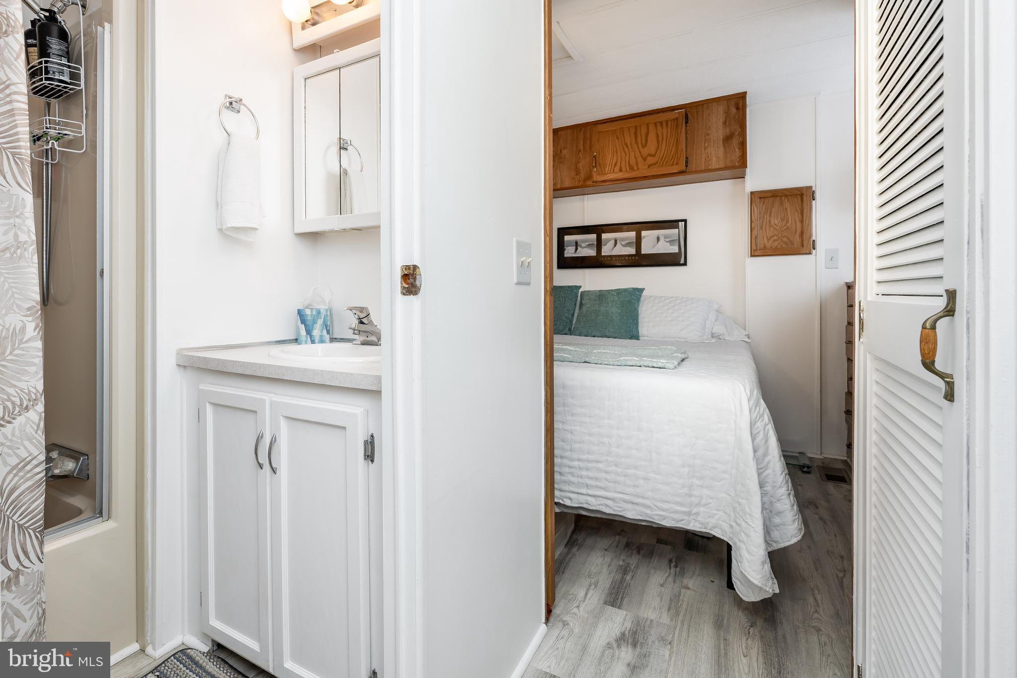 WHITE HORSE PARK II - Residential