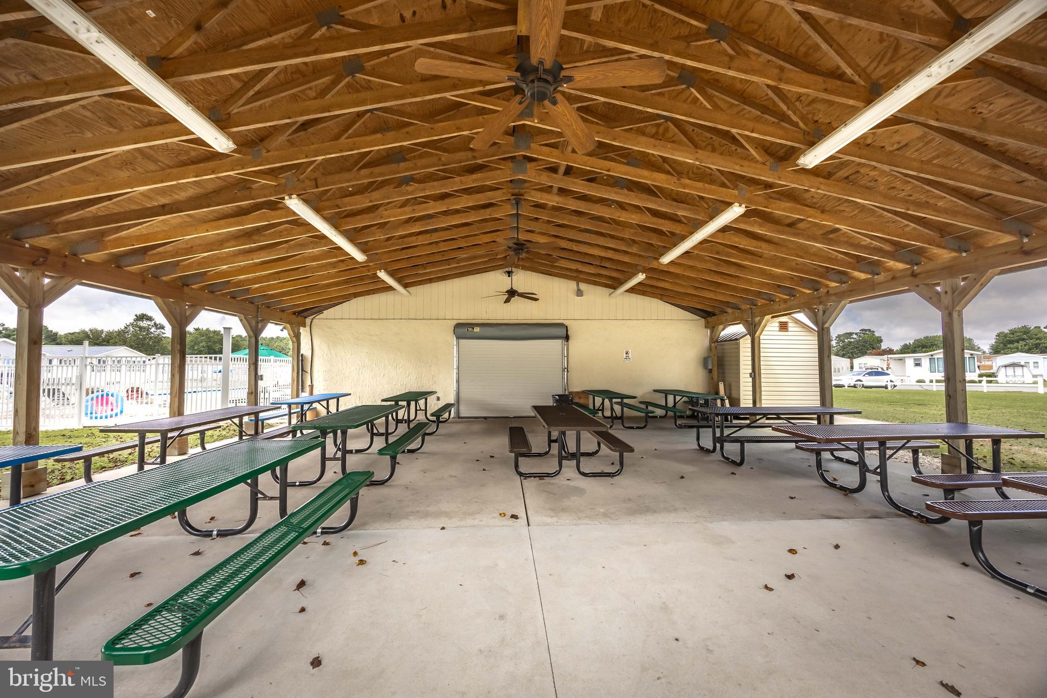 WHITE HORSE PARK II - Residential