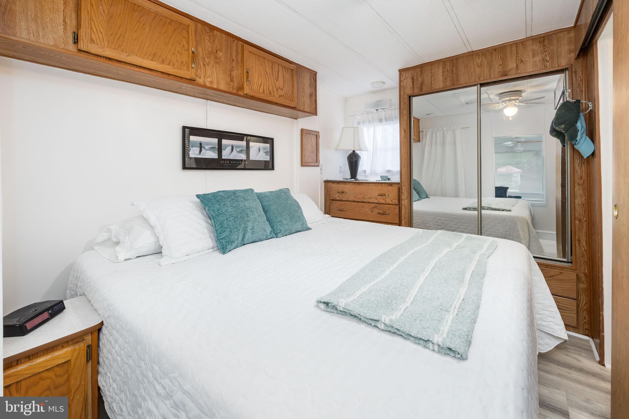 WHITE HORSE PARK II - Residential