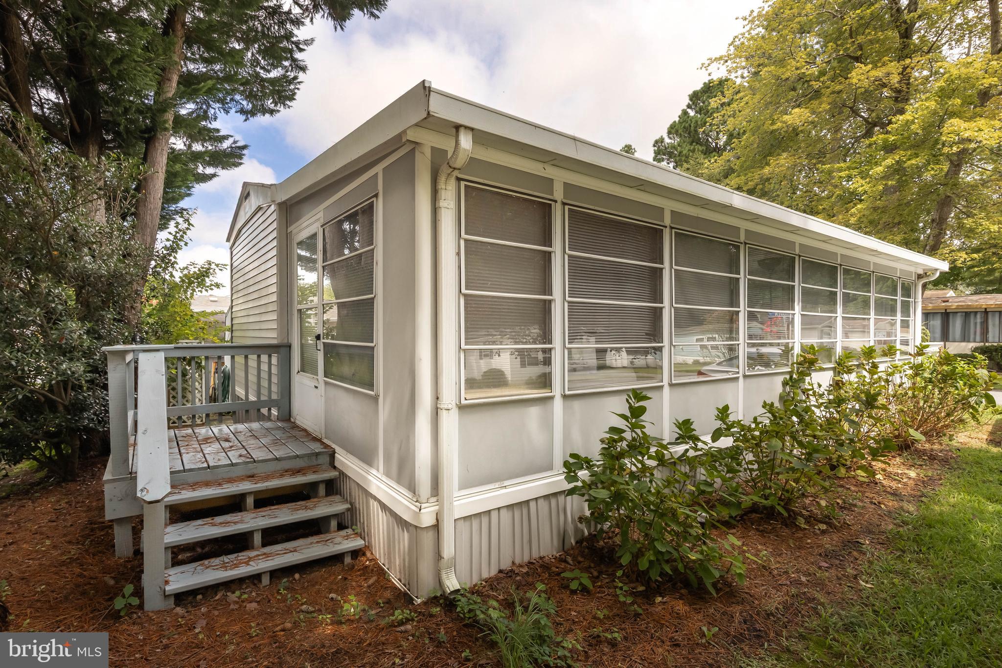 WHITE HORSE PARK II - Residential