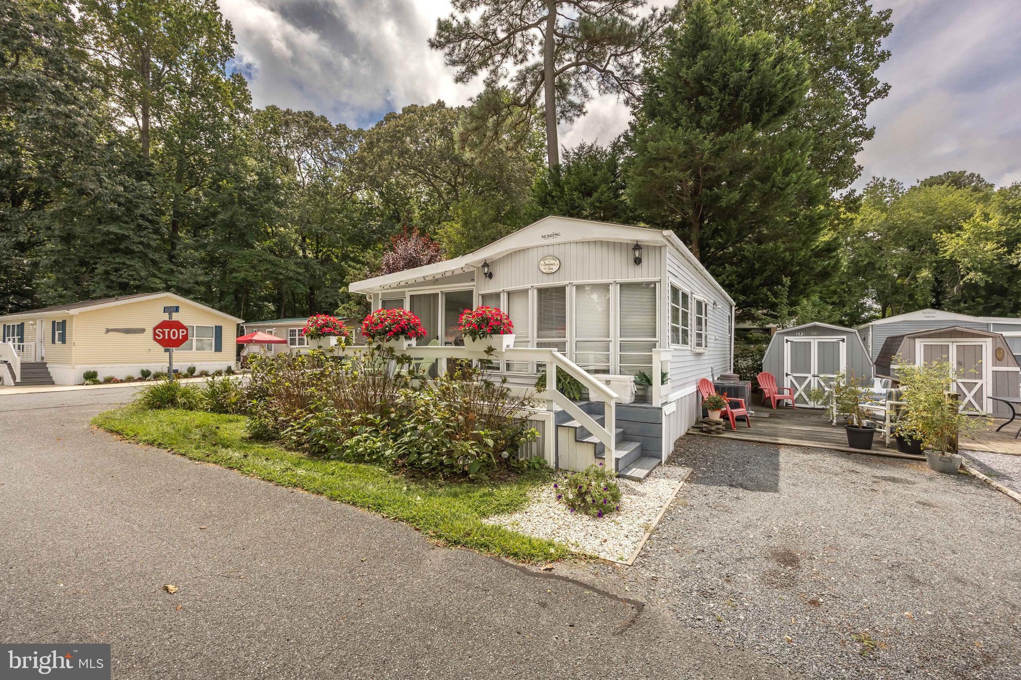 WHITE HORSE PARK II - Residential