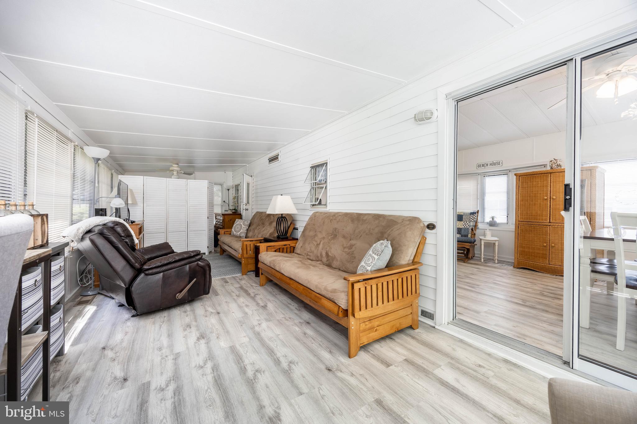 WHITE HORSE PARK II - Residential