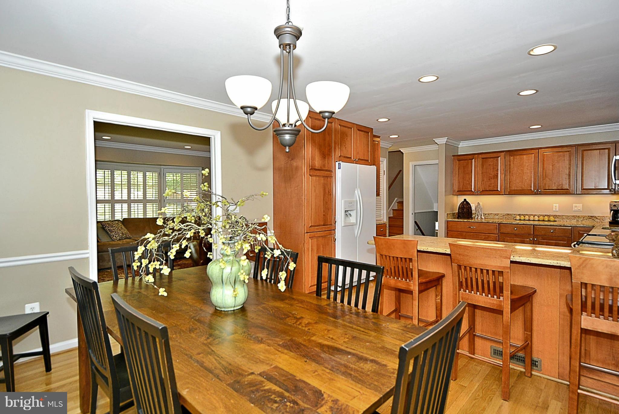 WAYNEWOOD - Residential