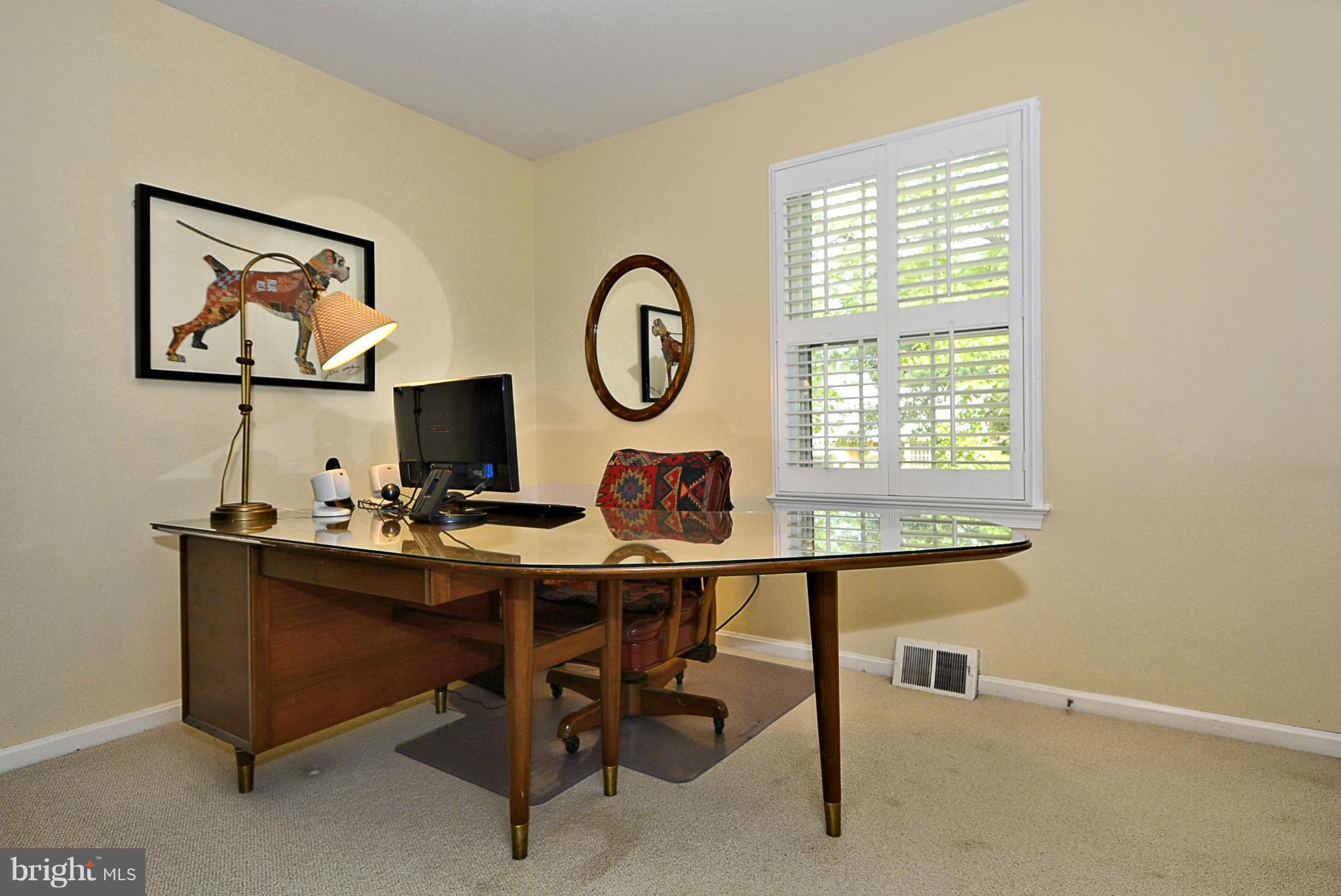 WAYNEWOOD - Residential