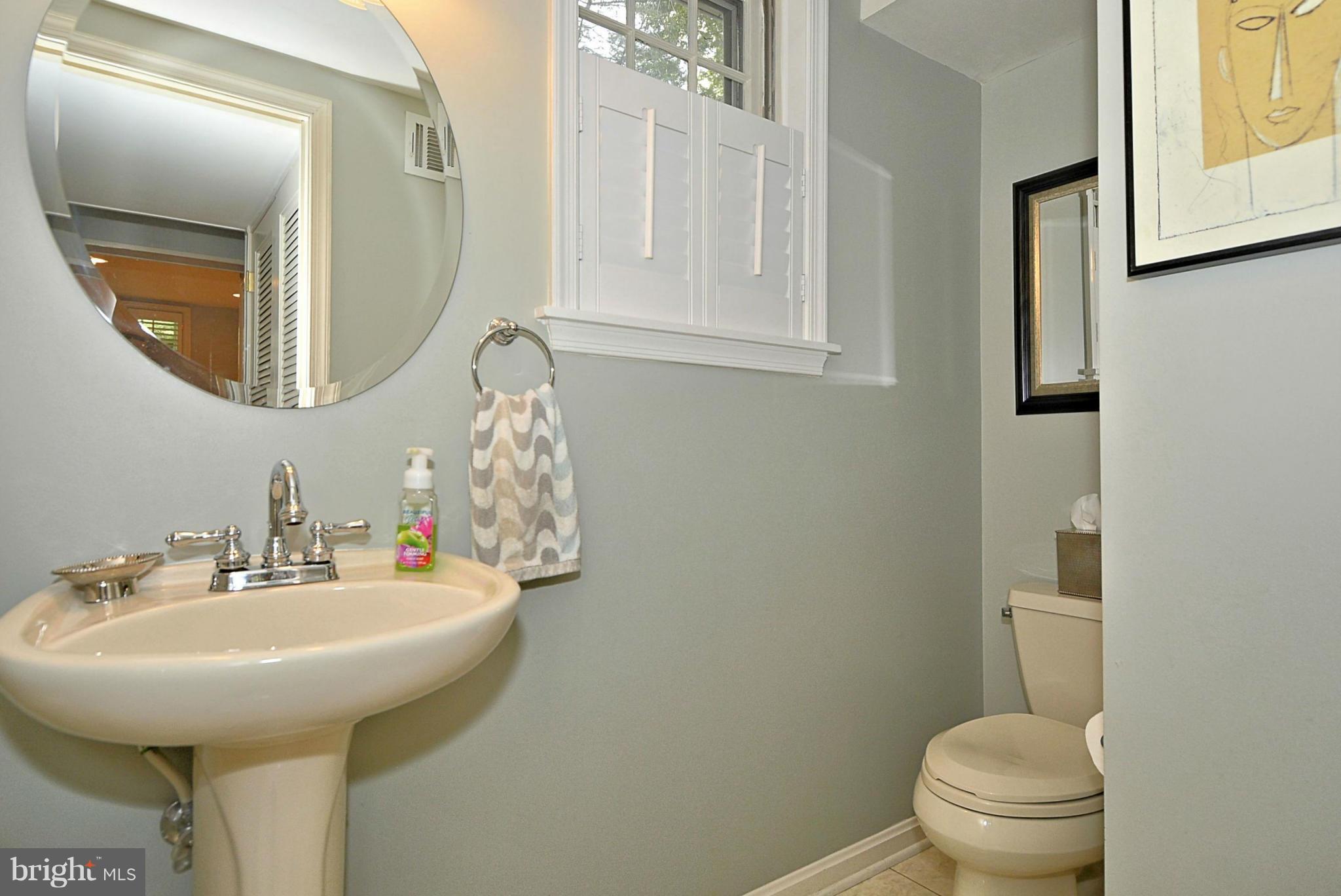 WAYNEWOOD - Residential