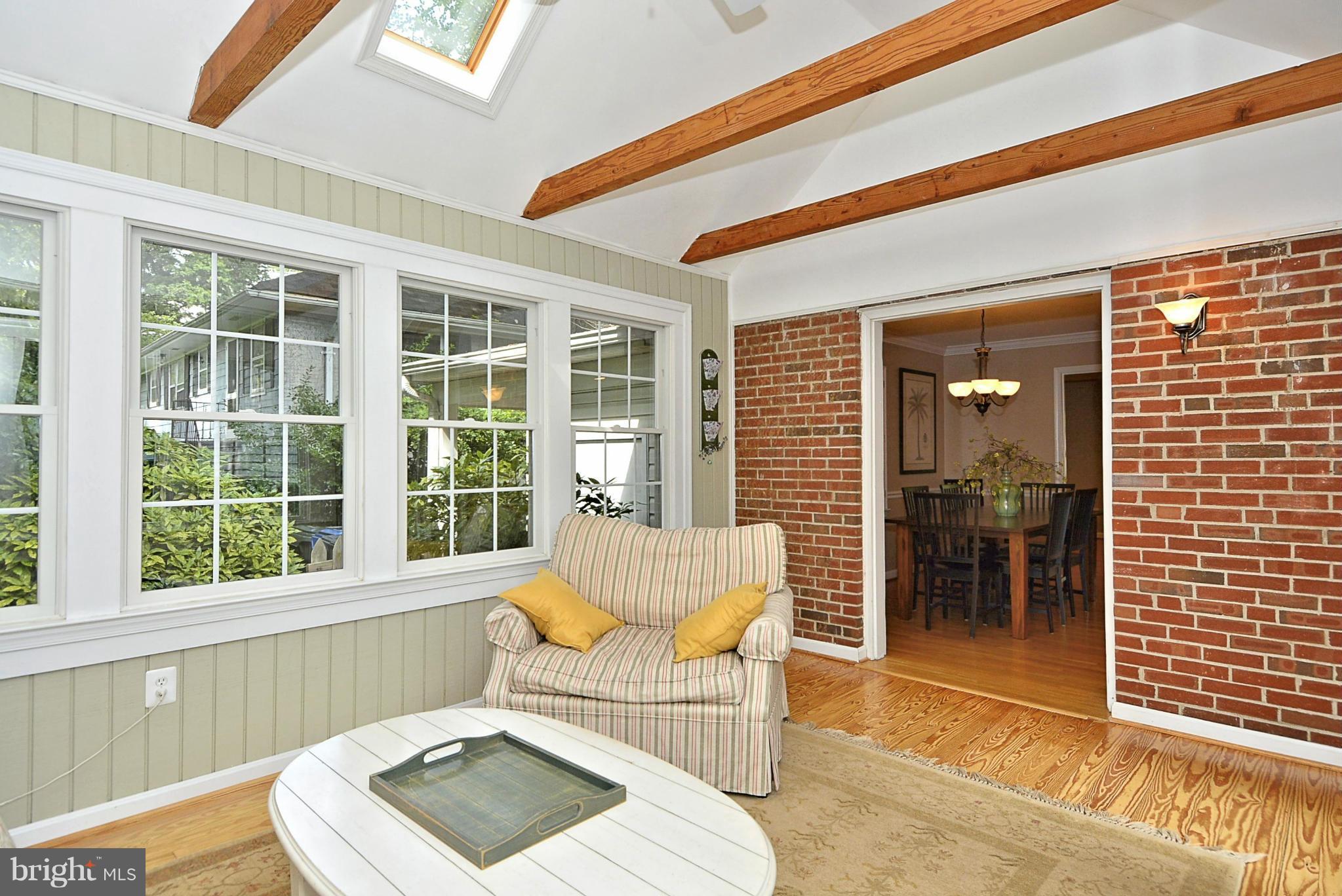 WAYNEWOOD - Residential