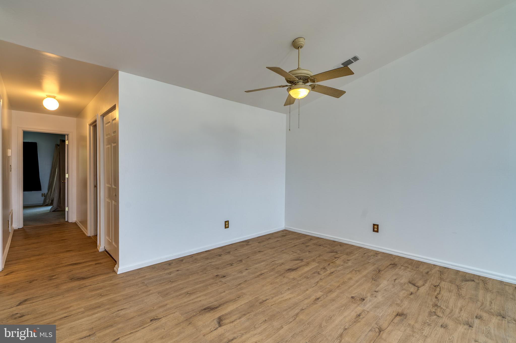 MOUNTAIN VIEW COMMON - Residential