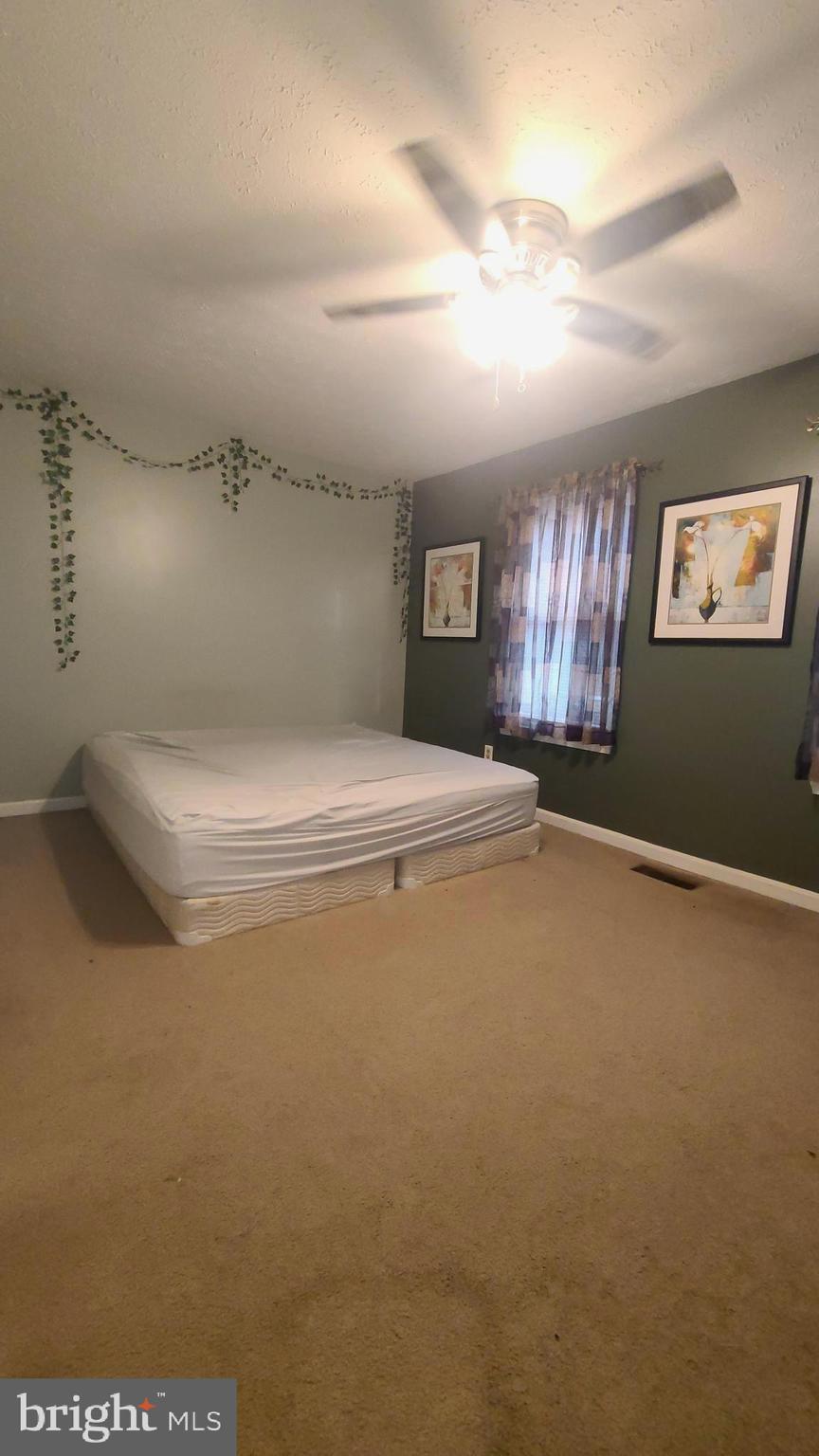 CARROLLWOOD MANOR - Residential