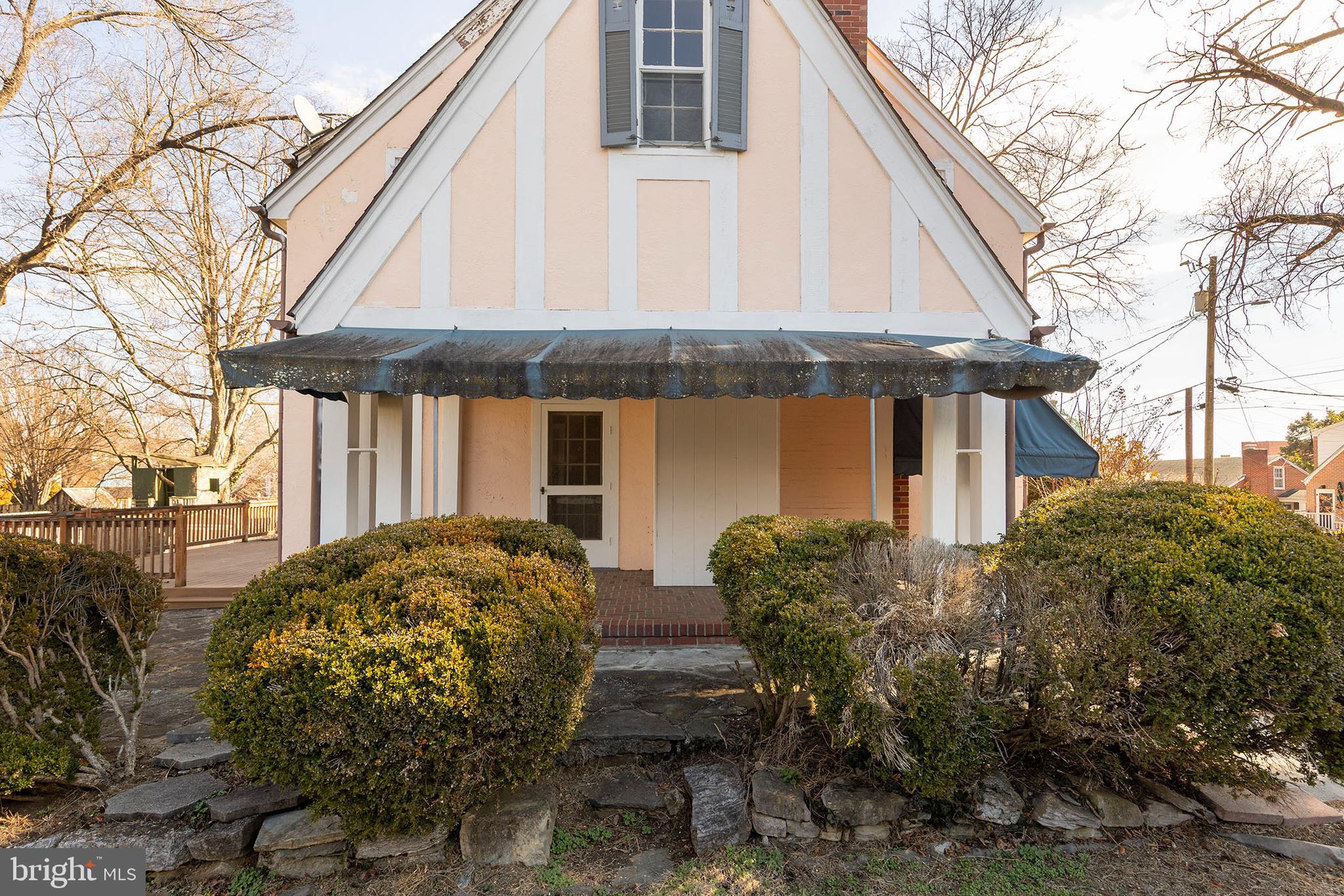 HISTORIC DISTRICT - Residential