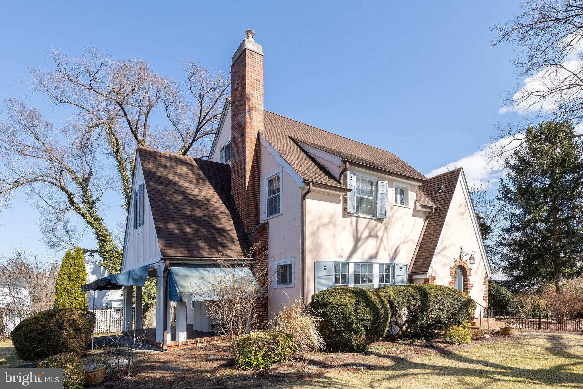 HISTORIC DISTRICT - Residential