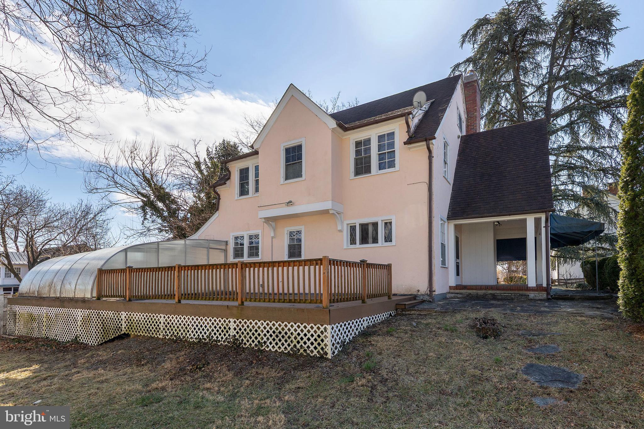 HISTORIC DISTRICT - Residential