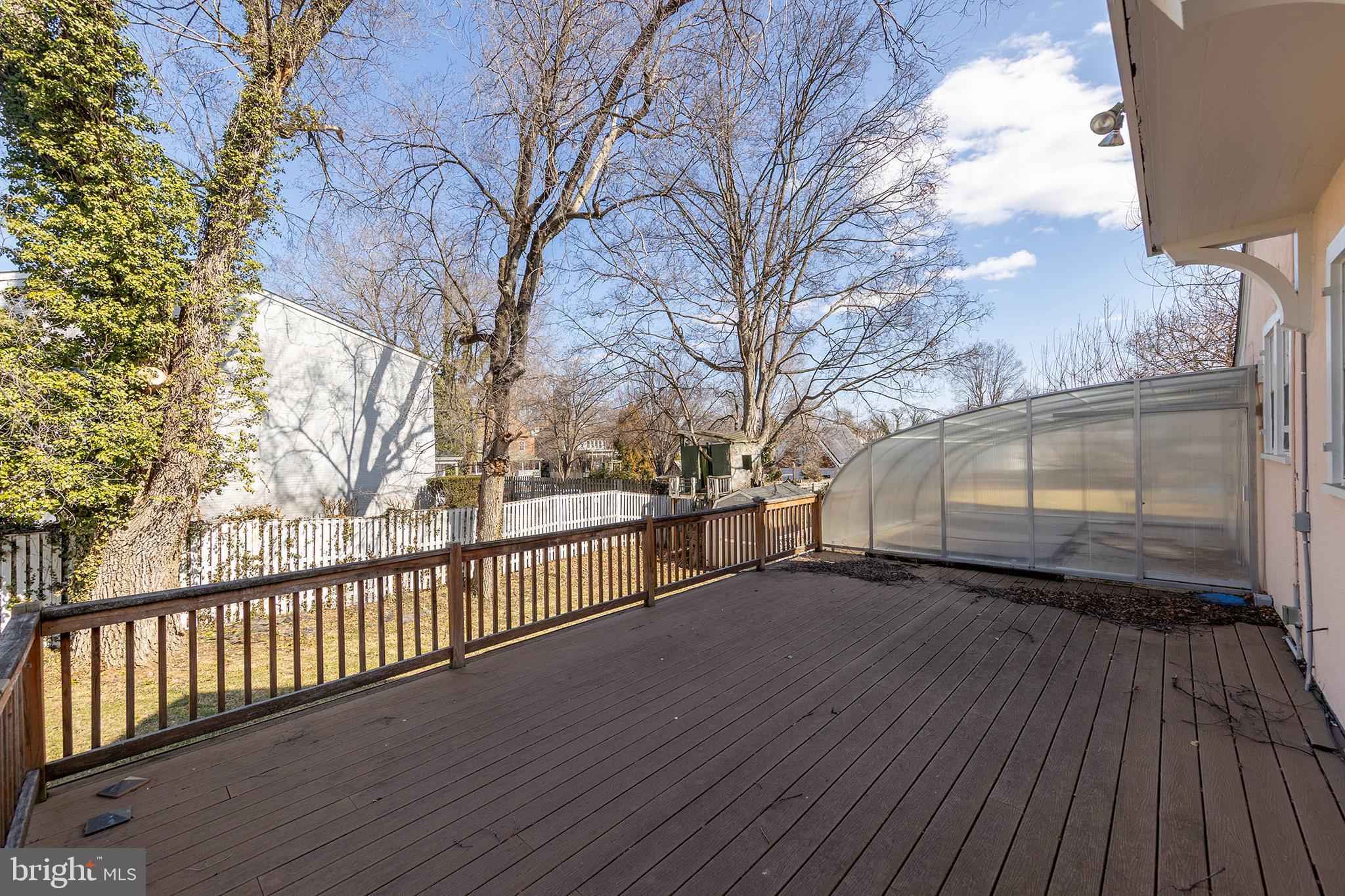 HISTORIC DISTRICT - Residential