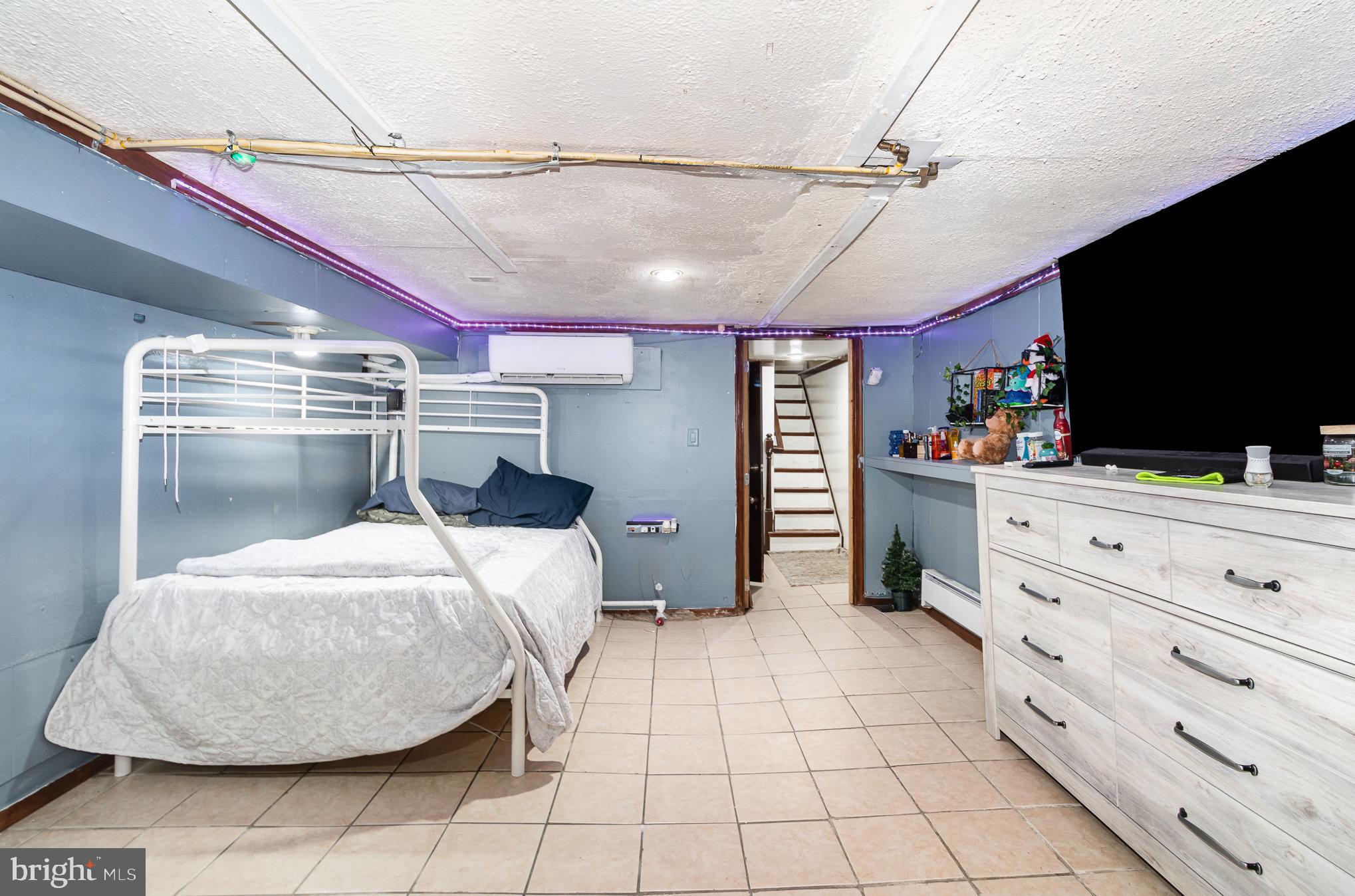 HARRISBURG CITY - Residential