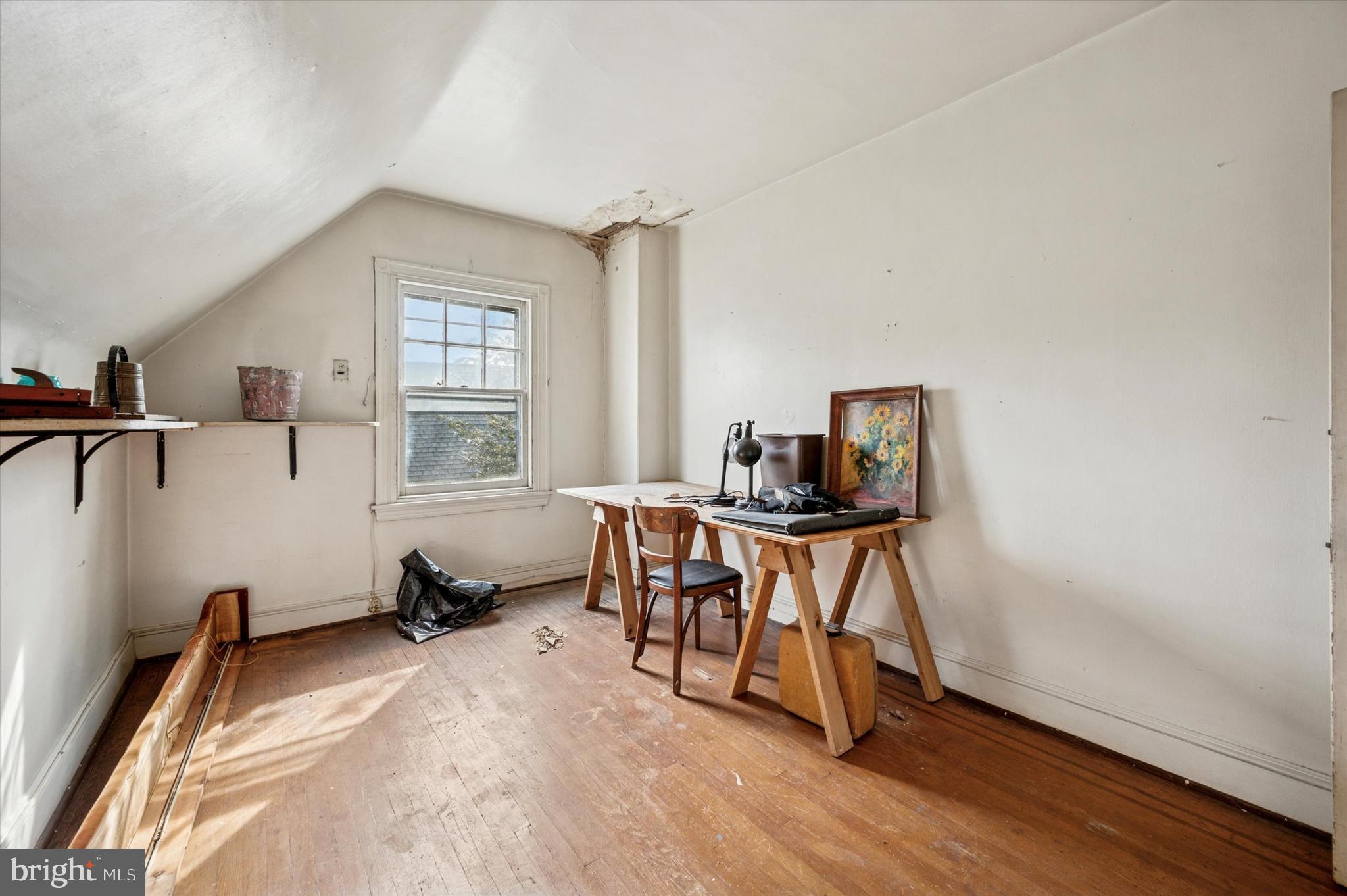 EAST OAK LANE - Residential