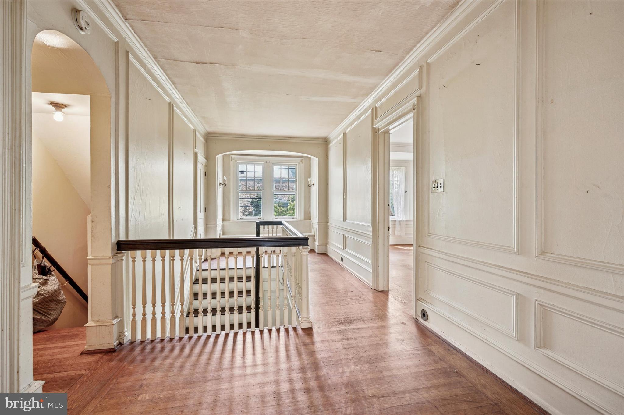 EAST OAK LANE - Residential