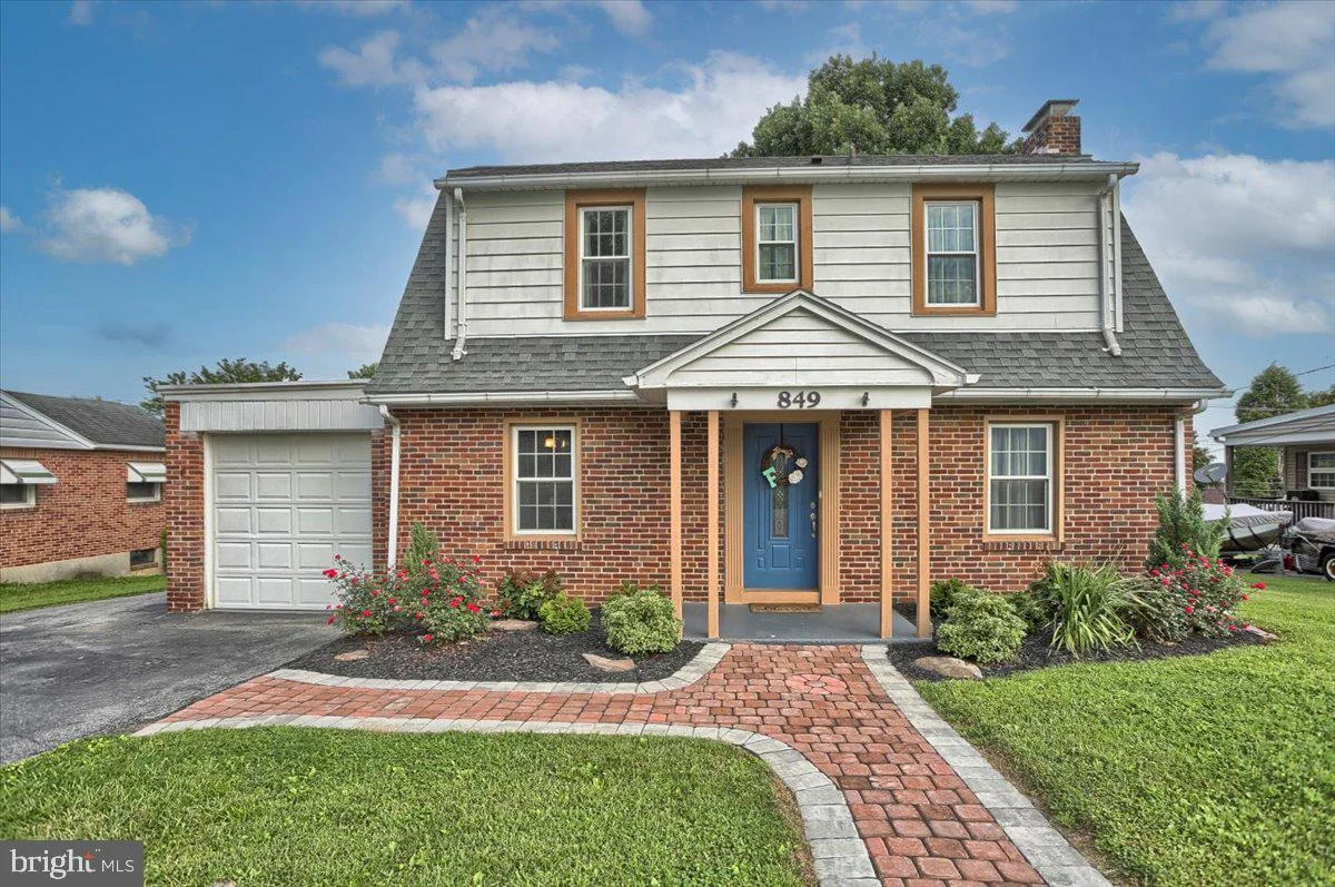 849 Clearmount Road, York, PA 17403