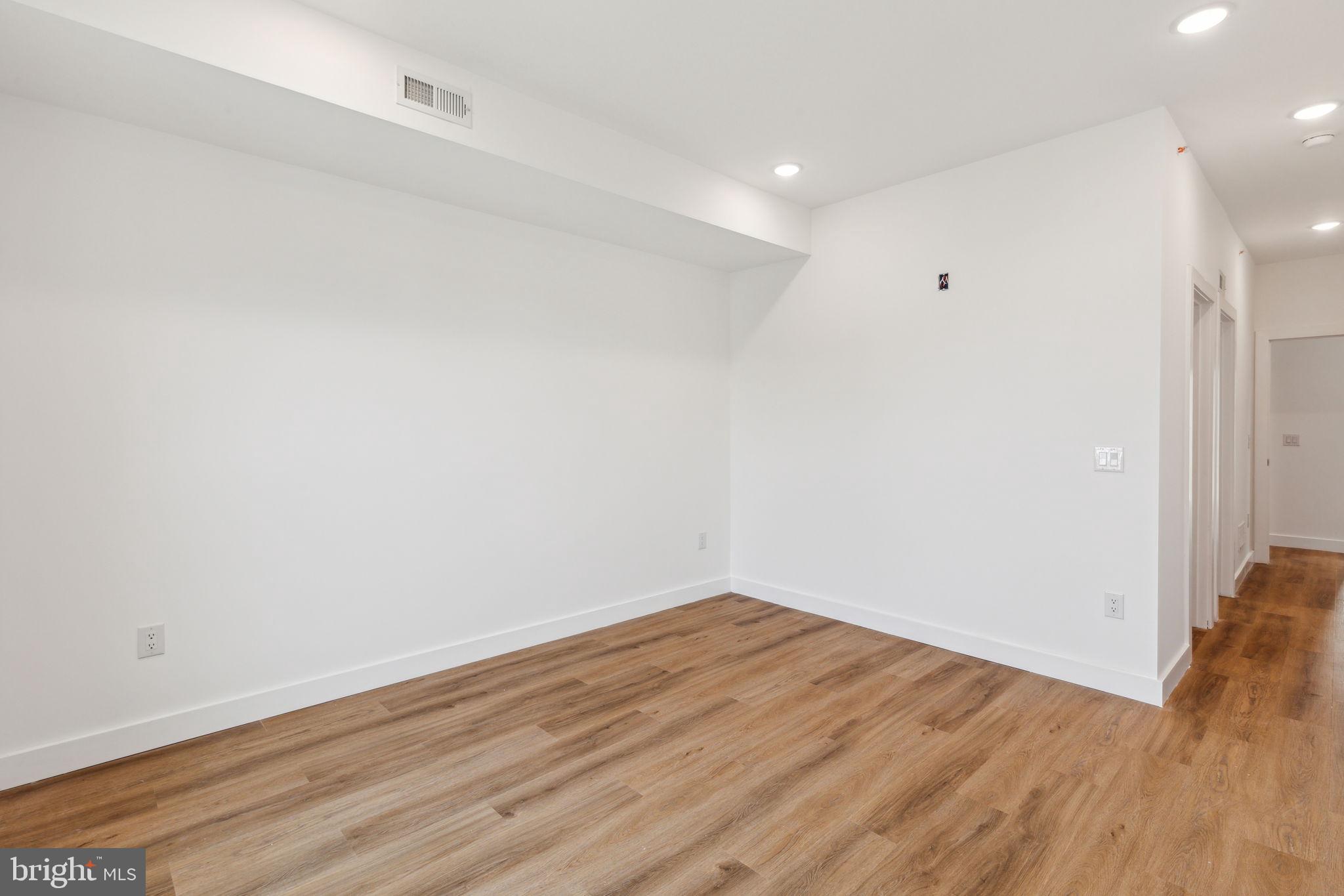 WEST KENSINGTON - Residential Lease