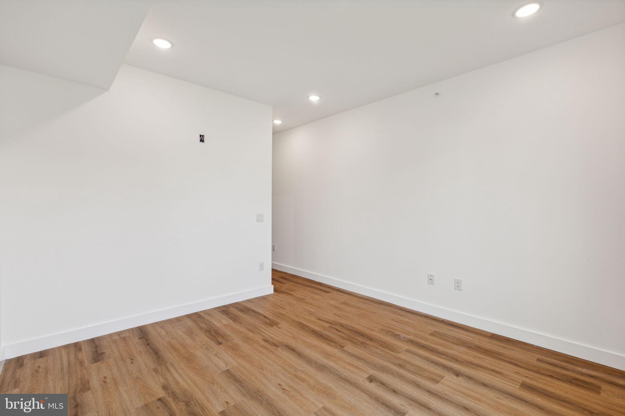 WEST KENSINGTON - Residential Lease