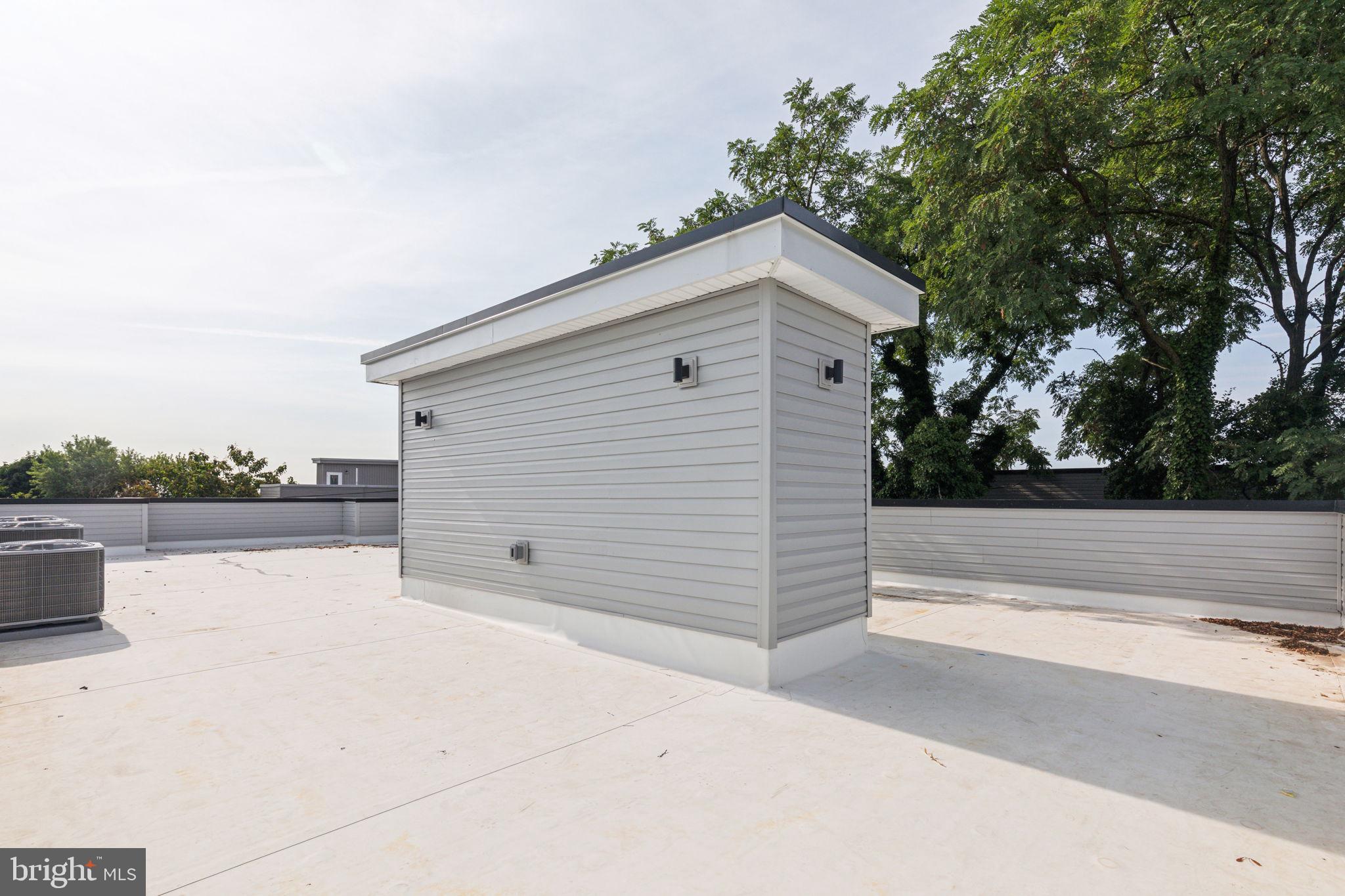 WEST KENSINGTON - Residential Lease