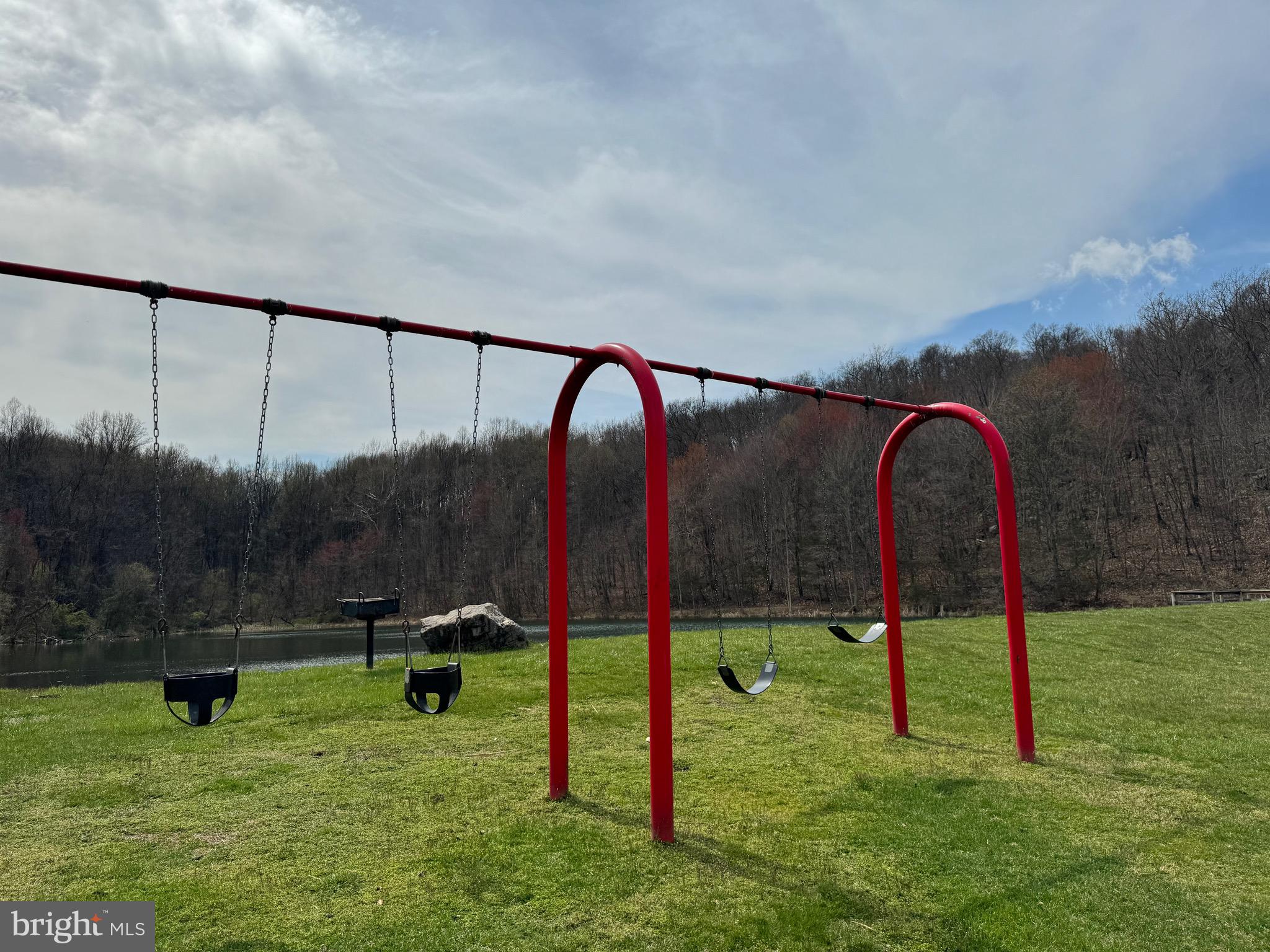 SHENANDOAH FARMS - Land