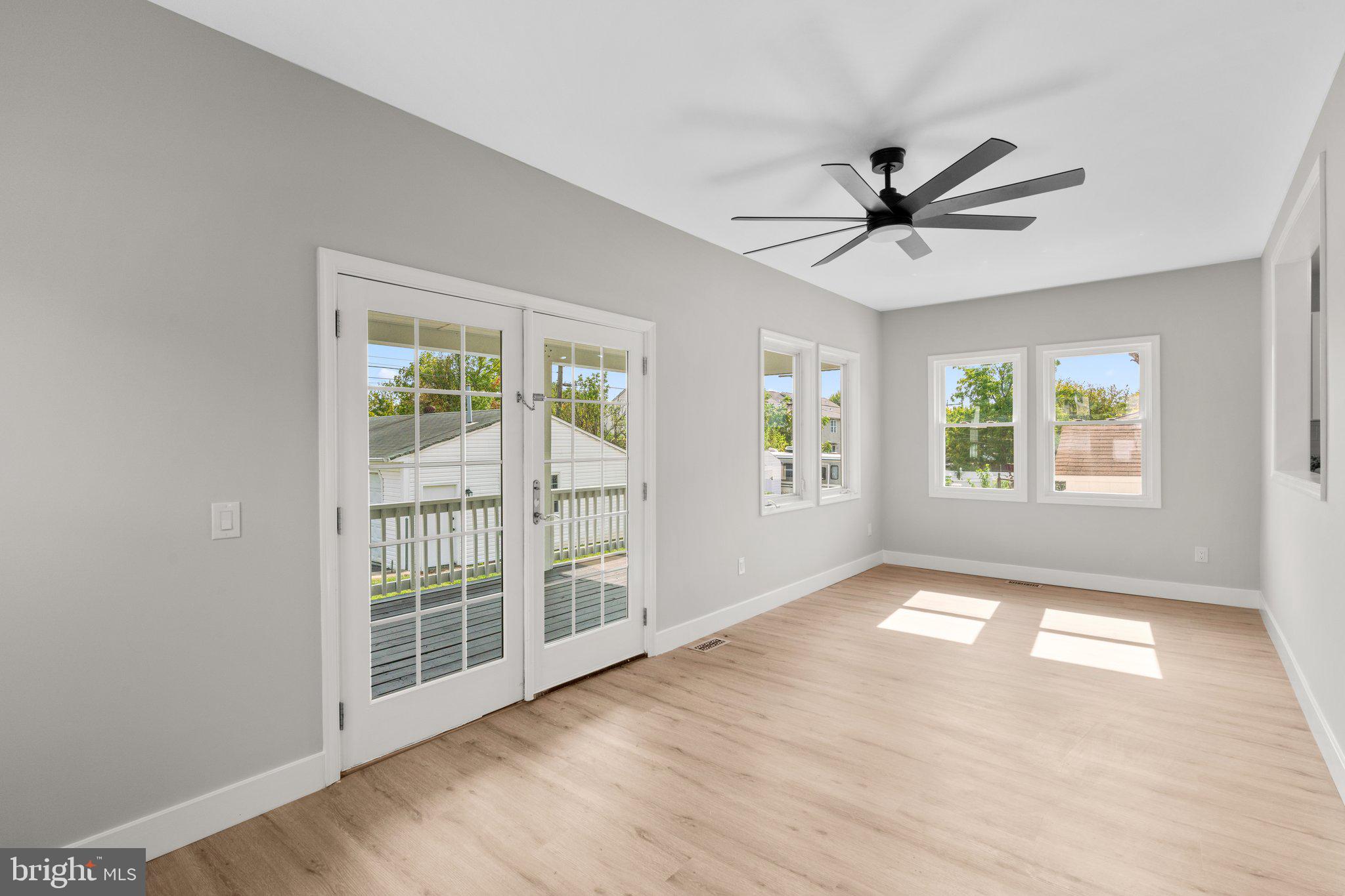 GRACELAND PARK - Residential