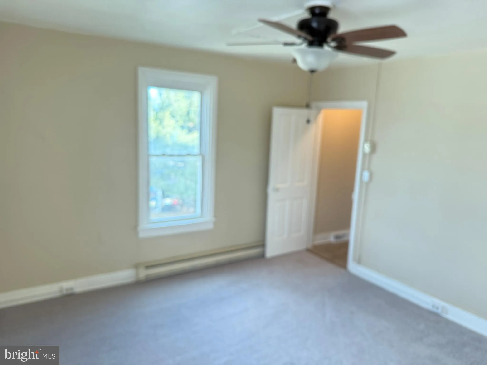 Chambersburg, Pennsylvania 17201, United States, 3 Bedrooms Bedrooms, ,1 BathroomBathrooms,Residential,Pending,11668