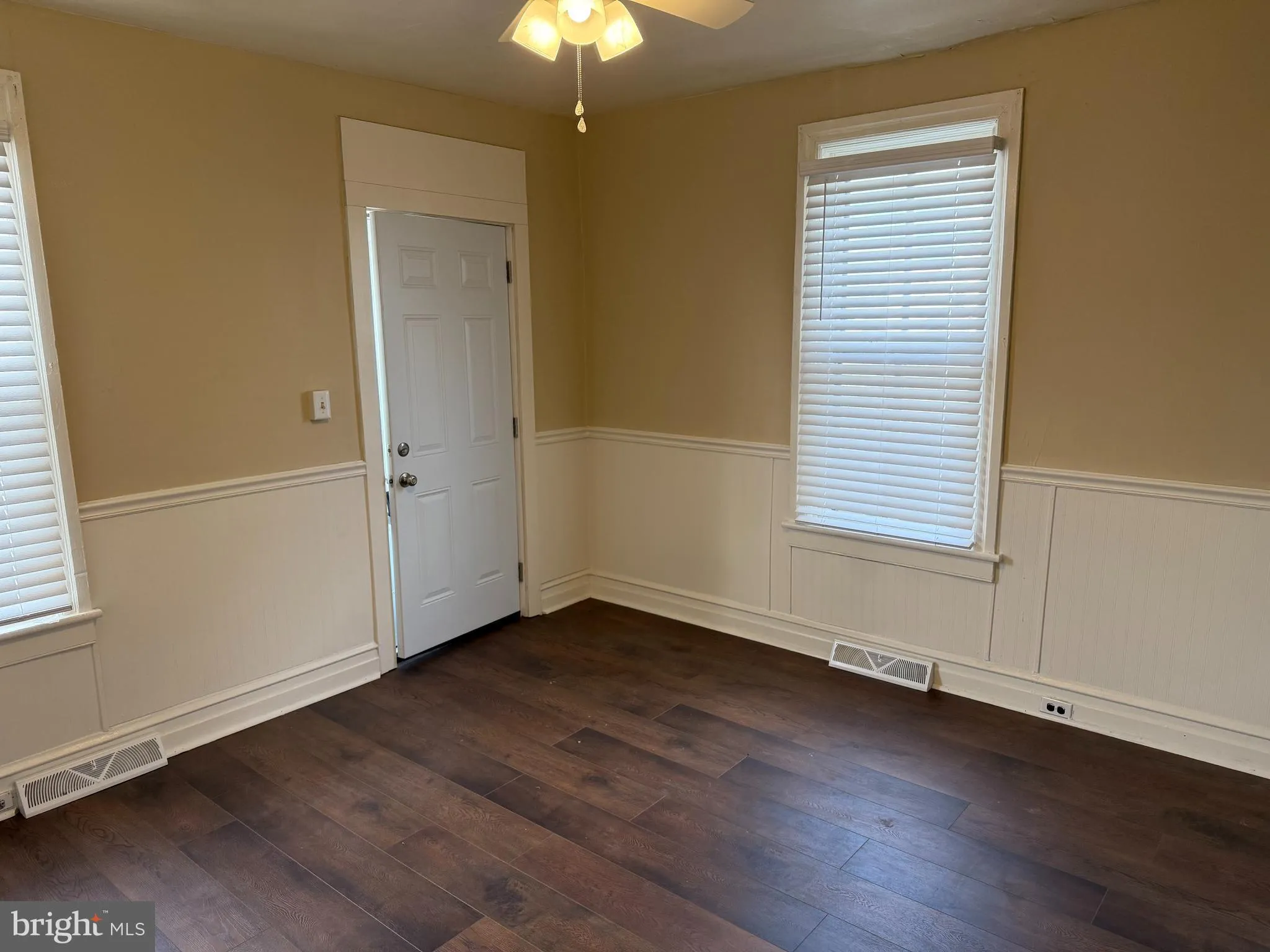 Chambersburg, Pennsylvania 17201, United States, 3 Bedrooms Bedrooms, ,1 BathroomBathrooms,Residential,Pending,11668